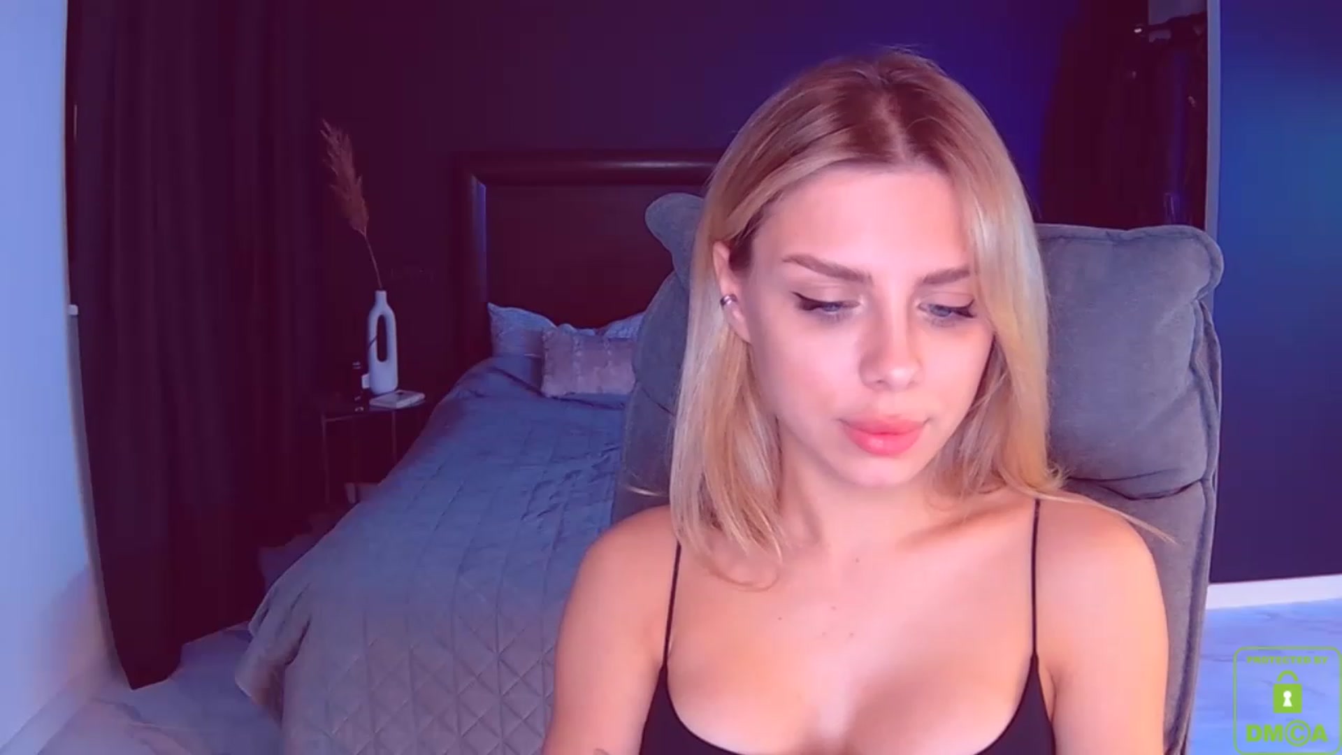 Gallery image thumbnail from TorySins's myfreecams stream on, 04/13/2023, 23:04 image 12 of 20