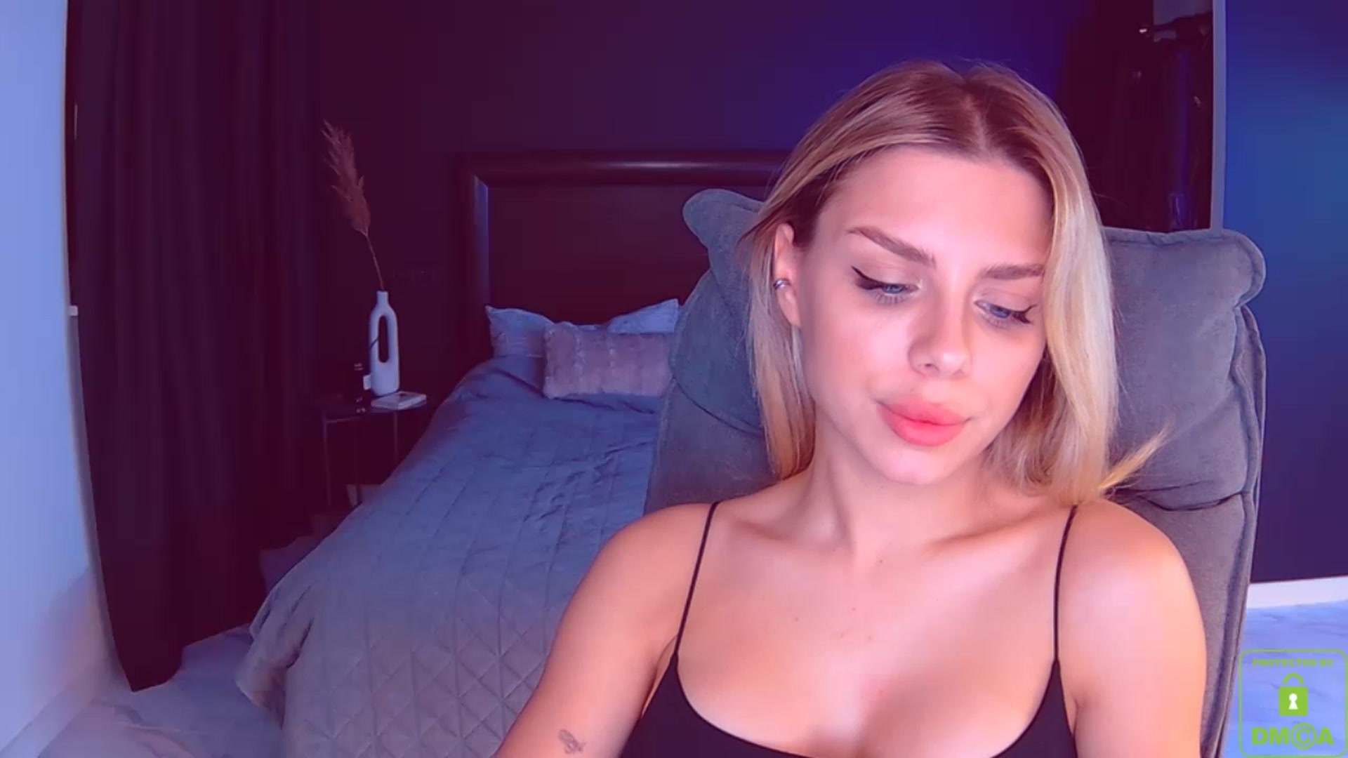 Gallery image thumbnail from TorySins's myfreecams stream on, 04/13/2023, 23:04 image 6 of 20