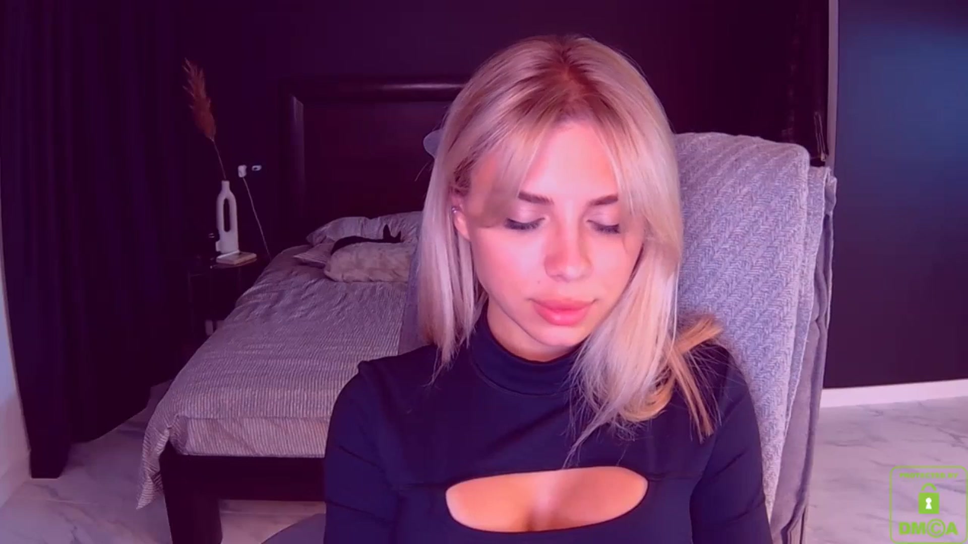Gallery image thumbnail from TorySins's myfreecams stream on, 05/03/2023, 22:07 image 10 of 20