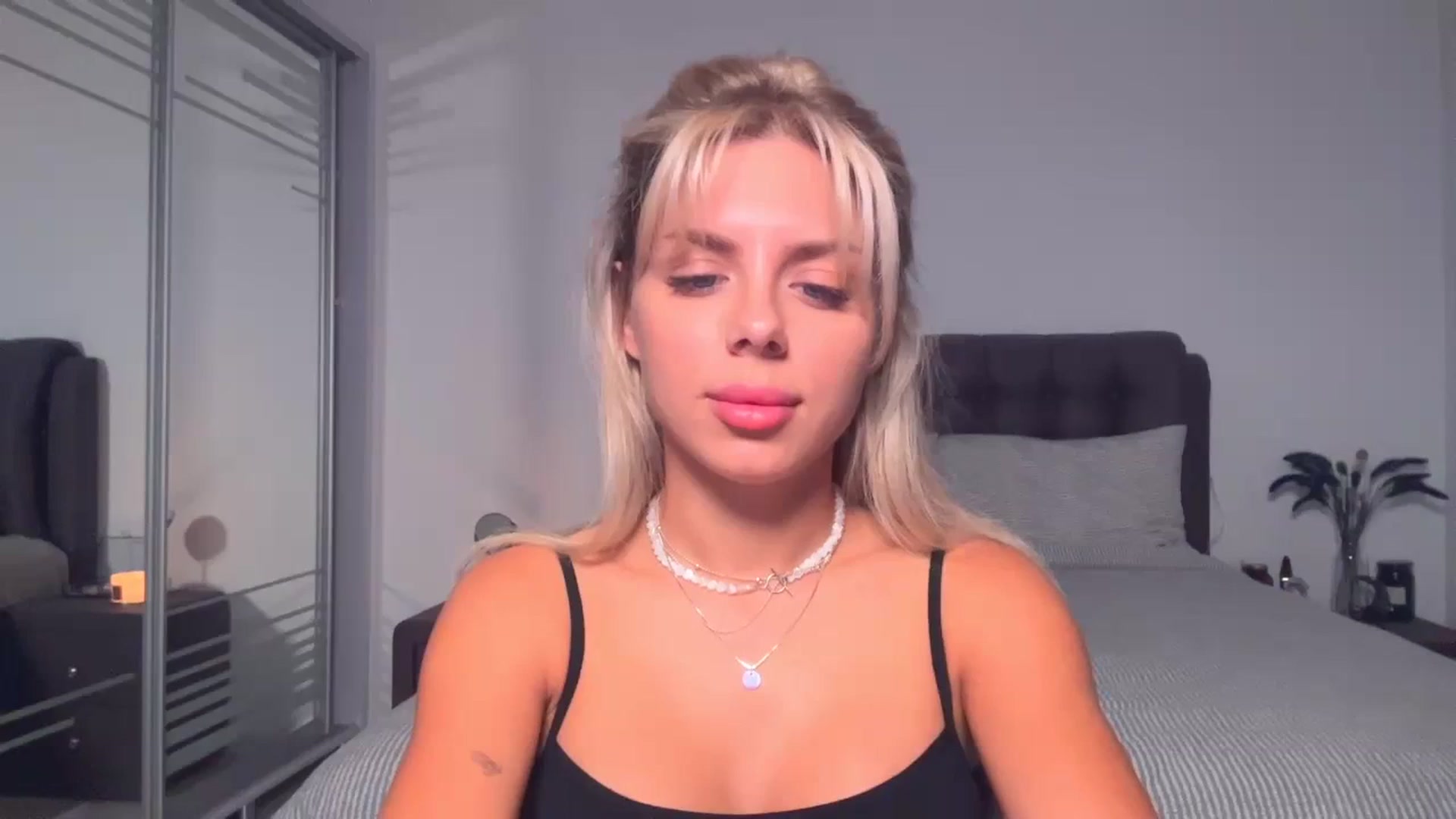 Gallery image thumbnail from TorySins's myfreecams stream on, 09/26/2023, 16:00 image 5 of 20