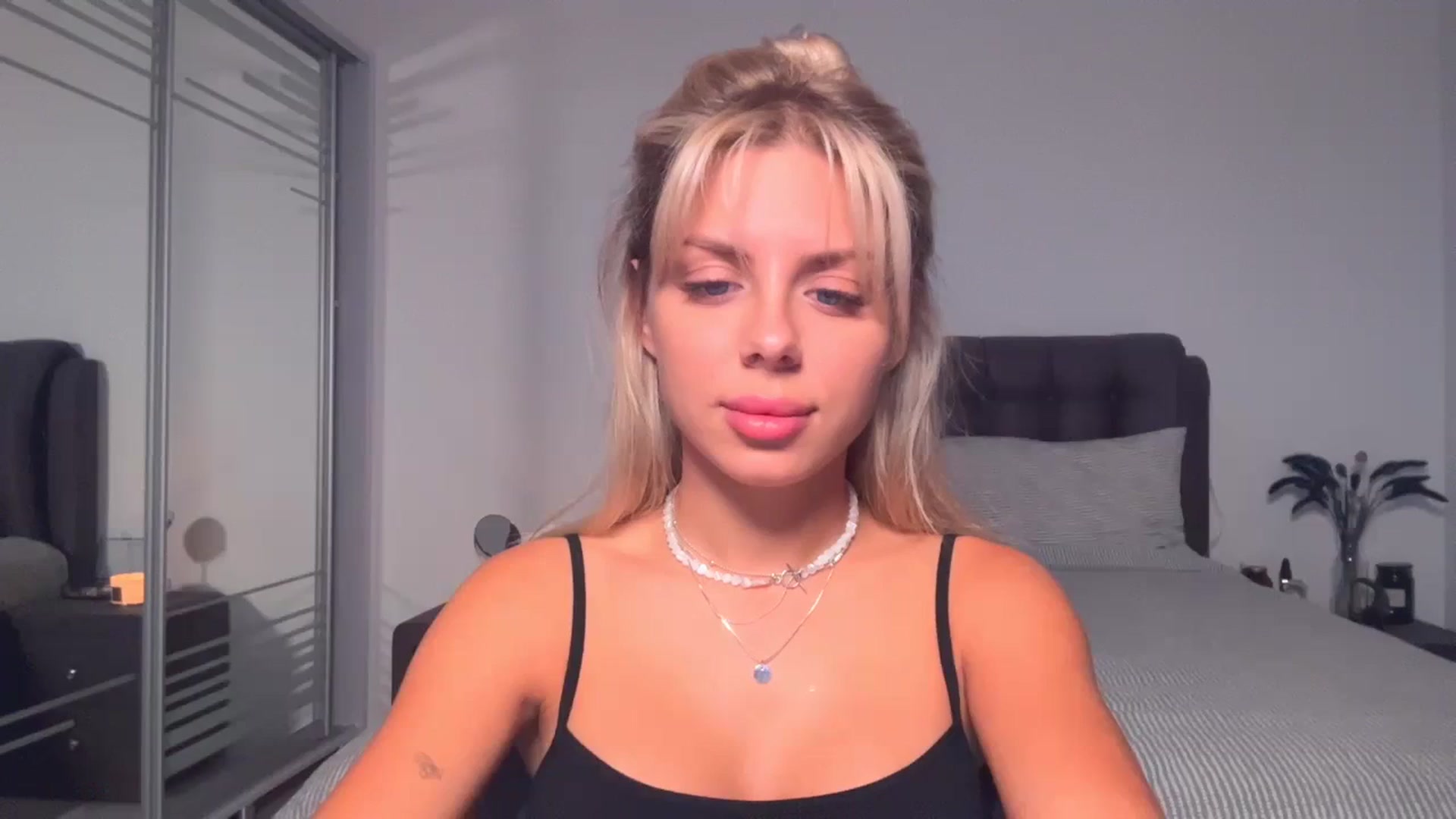 Gallery image thumbnail from TorySins's myfreecams stream on, 09/26/2023, 16:00 image 1 of 20