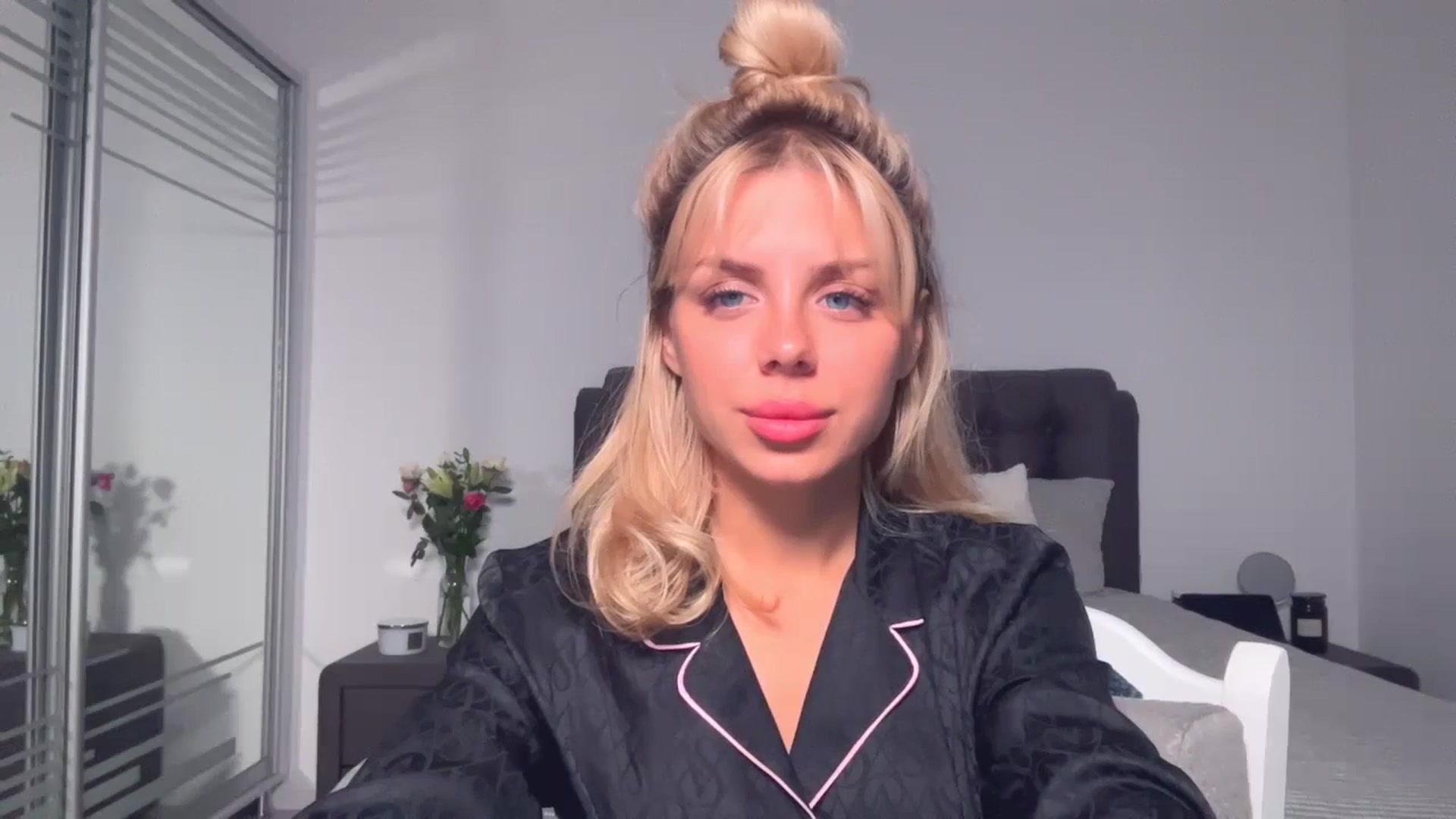 Gallery image thumbnail from TorySins's myfreecams stream on, 10/06/2023, 19:28 image 17 of 20