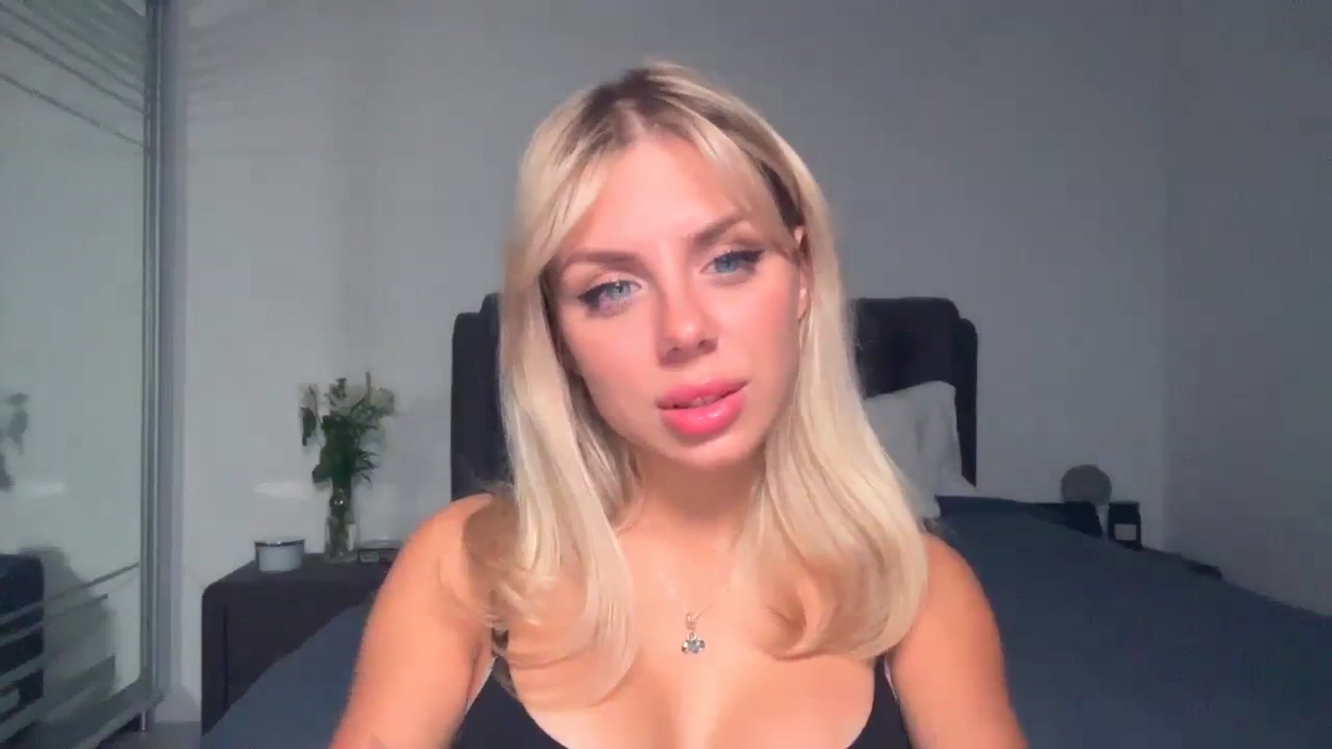 Gallery image thumbnail from TorySins's myfreecams stream on, 10/09/2023, 21:03 image 2 of 20