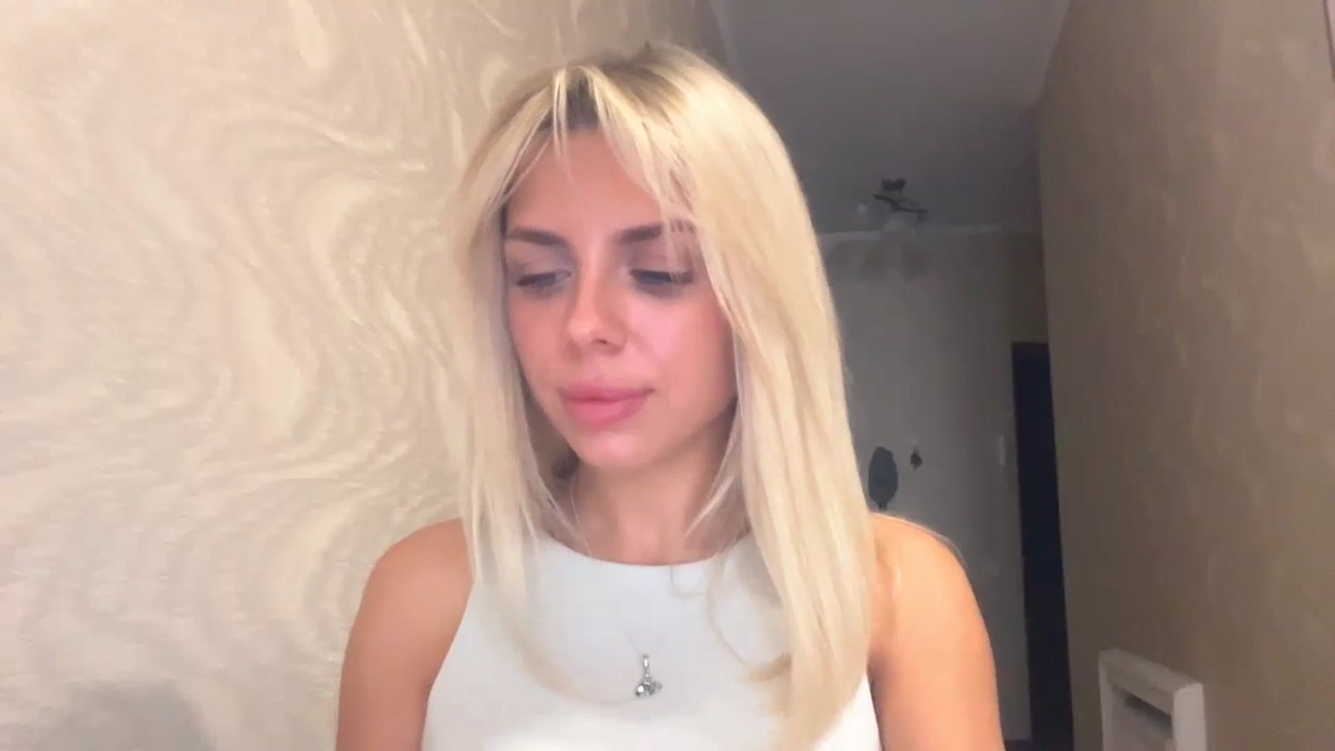 Gallery image thumbnail from TorySins's myfreecams stream on, 10/16/2023, 14:29 image 11 of 20