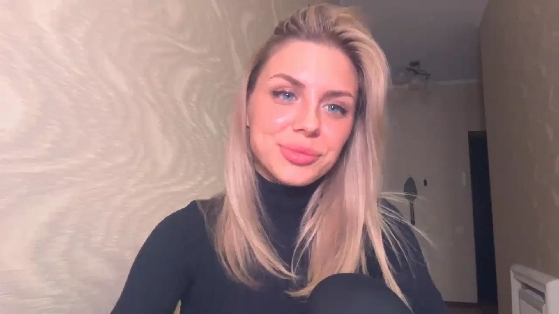 Gallery image thumbnail from TorySins's myfreecams stream on, 10/18/2023, 13:33 image 16 of 20