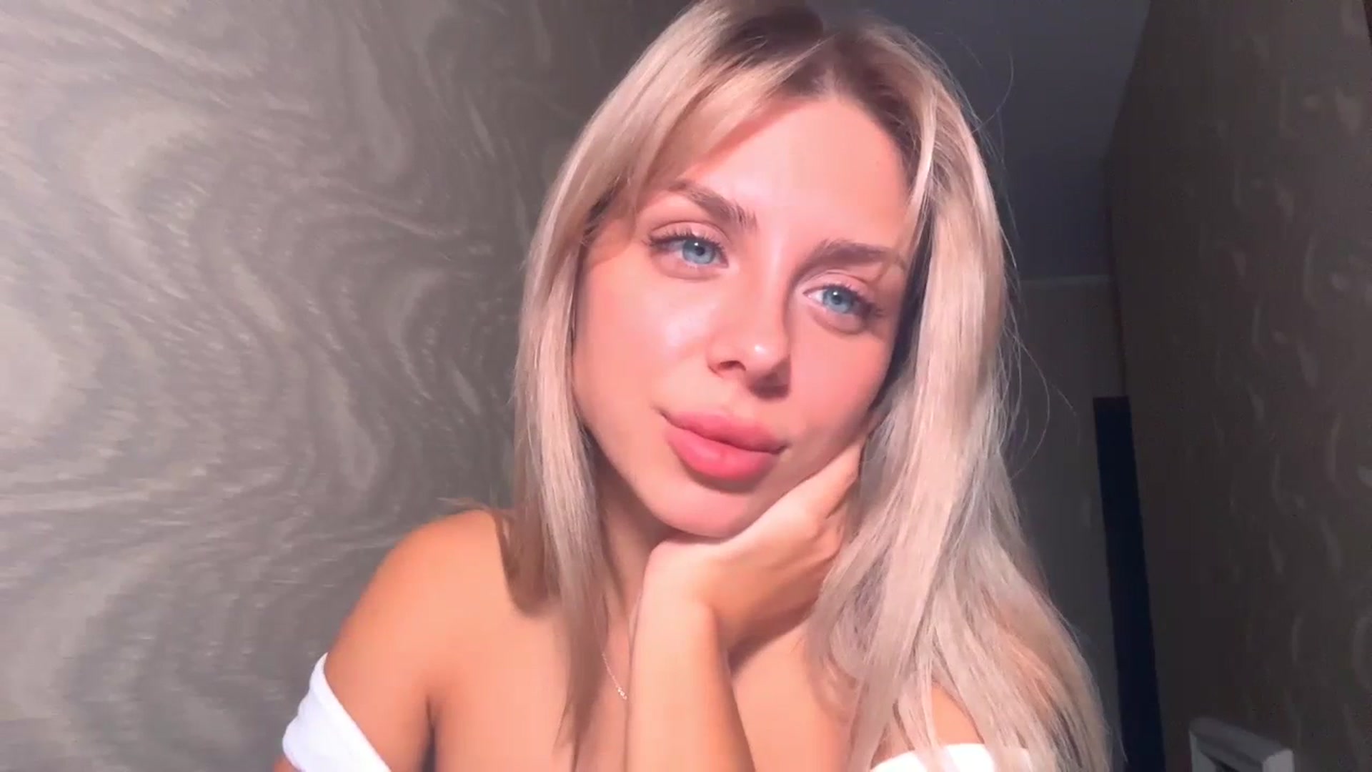 Gallery image thumbnail from TorySins's myfreecams stream on, 10/20/2023, 13:56 image 6 of 20