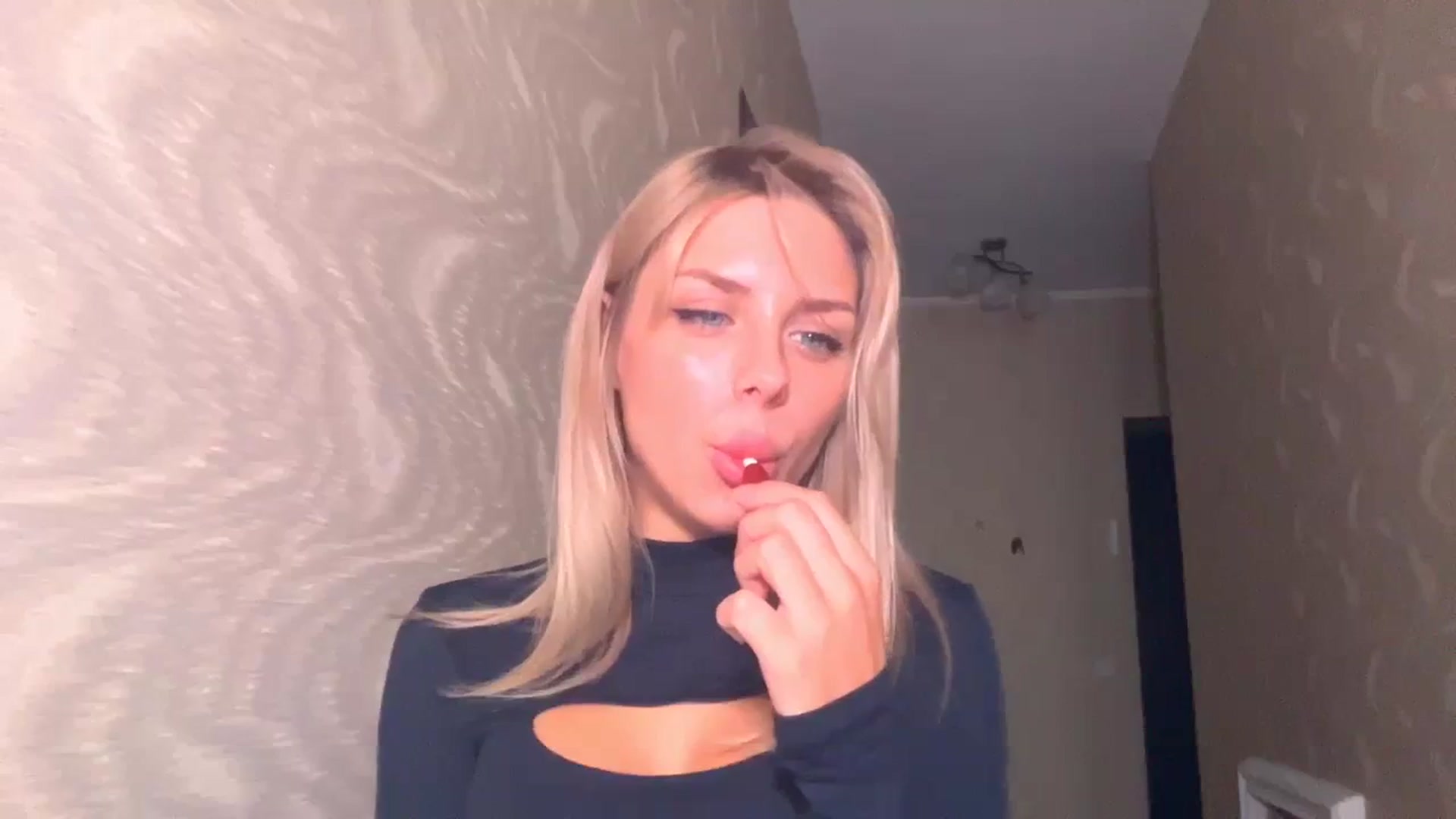 Gallery image thumbnail from TorySins's myfreecams stream on, 10/25/2023, 08:52 image 13 of 20