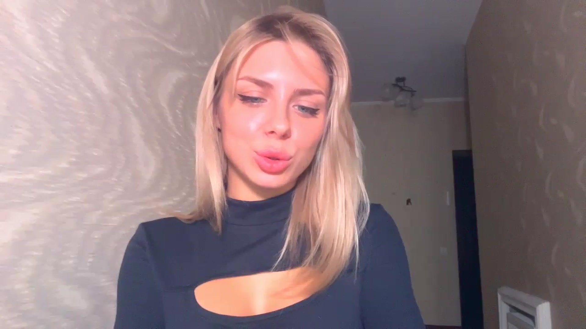 Gallery image thumbnail from TorySins's myfreecams stream on, 10/25/2023, 08:52 image 10 of 20