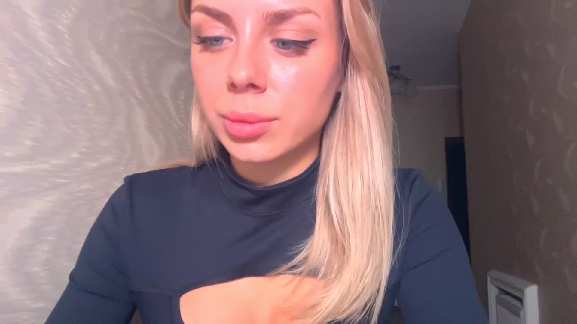 Gallery image thumbnail from TorySins's myfreecams stream on, 10/25/2023, 08:52 image 17 of 20