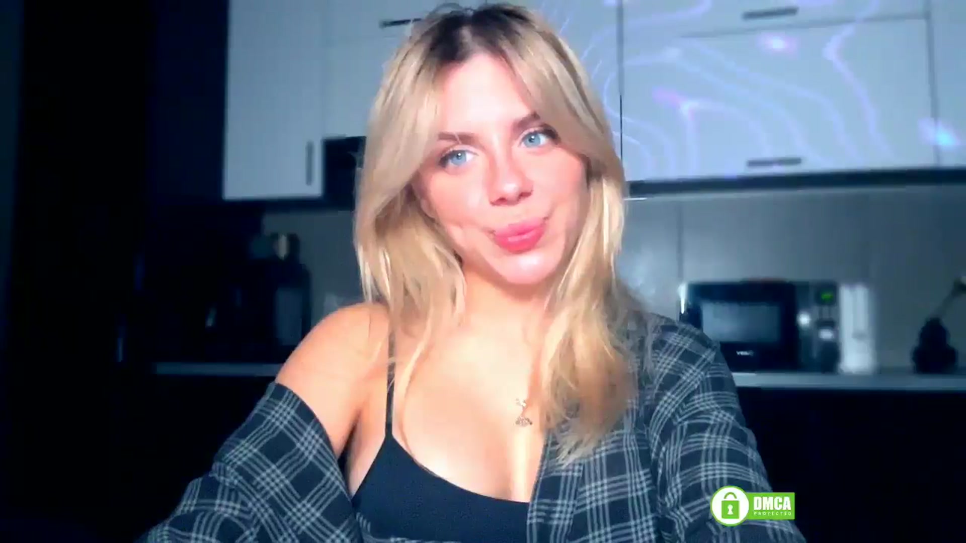 Gallery image thumbnail from TorySins's myfreecams stream on, 05/31/2025, 16:13 image 11 of 20