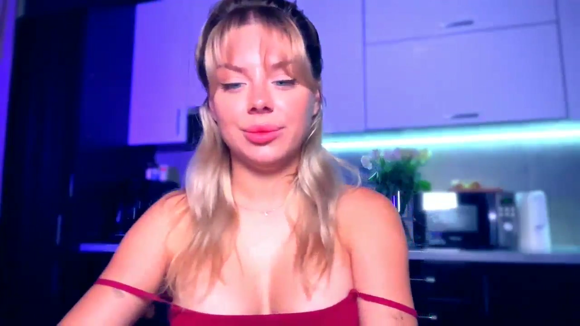Gallery image thumbnail from TorySins's myfreecams stream on, 07/24/2025, 07:03 image 10 of 20