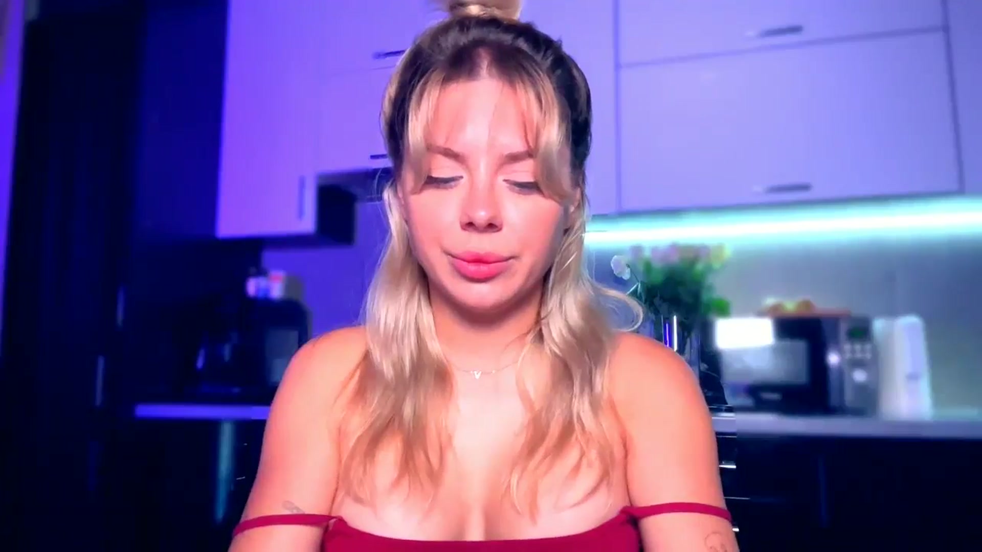 Gallery image thumbnail from TorySins's myfreecams stream on, 07/24/2025, 07:17 image 18 of 20