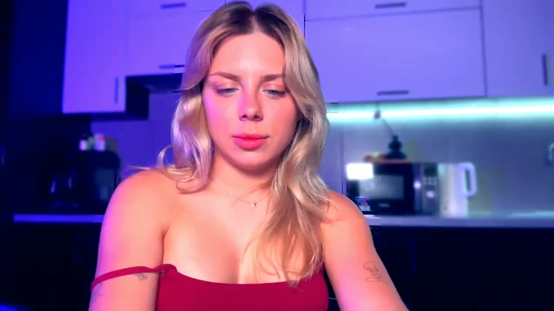 Gallery image thumbnail from TorySins's myfreecams stream on, 07/24/2025, 18:33 image 7 of 20