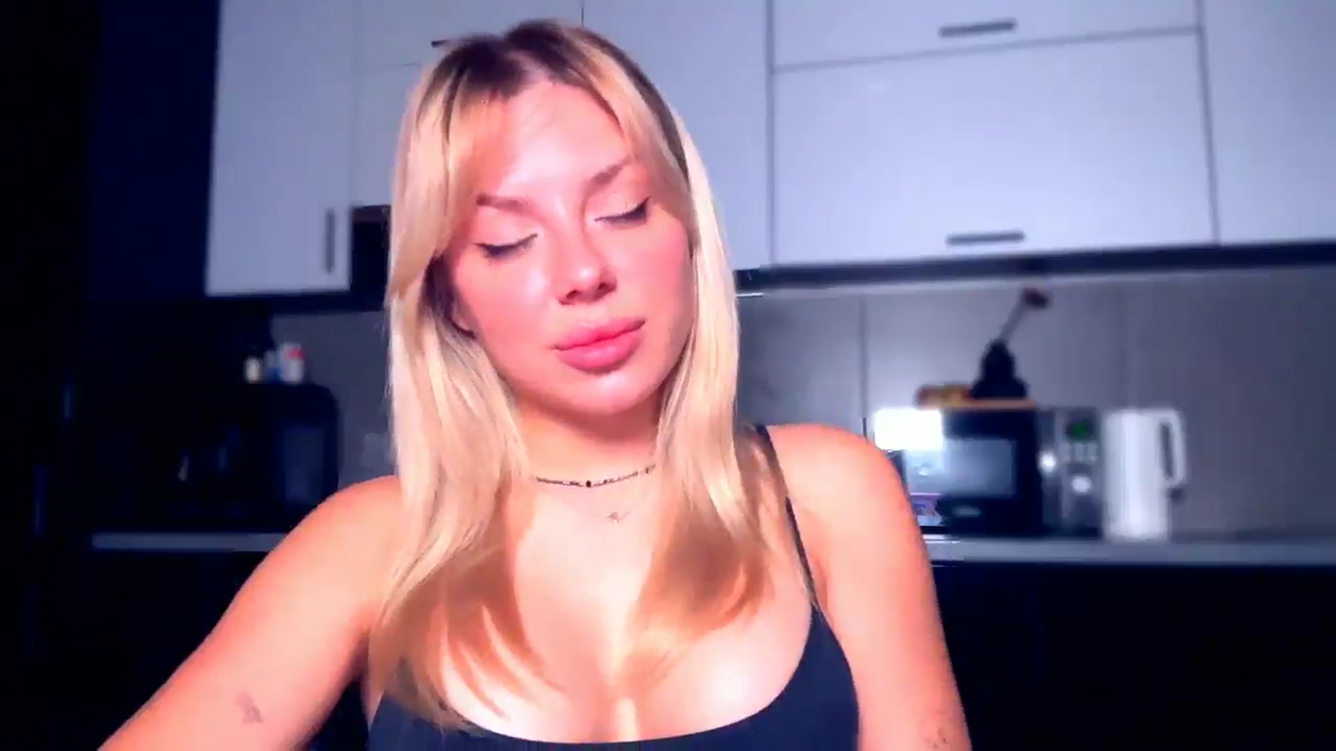 Gallery image thumbnail from TorySins's myfreecams stream on, 07/26/2025, 09:05 image 10 of 20