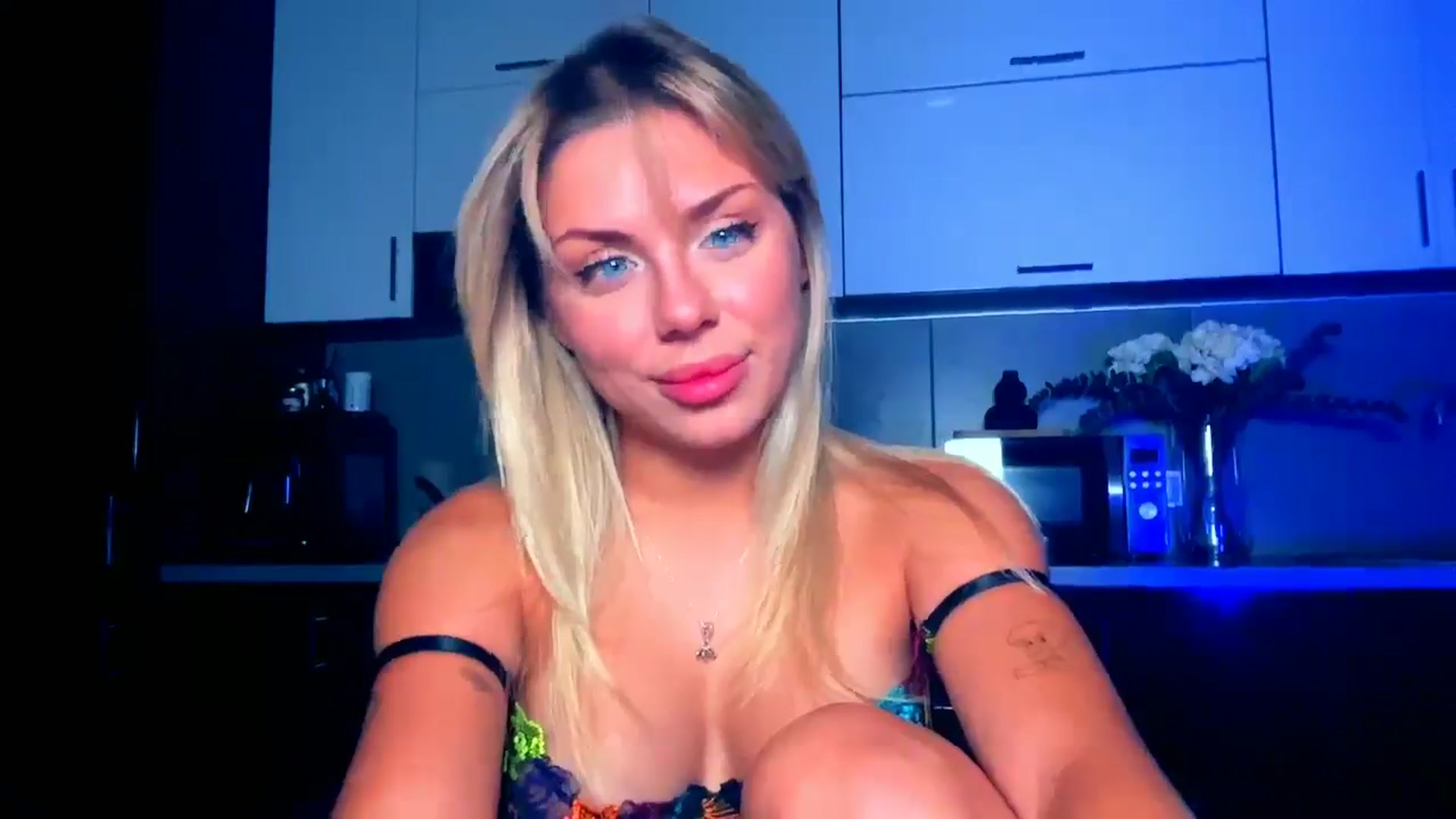 Gallery image thumbnail from TorySins's myfreecams stream on, 08/14/2025, 08:44 image 3 of 20
