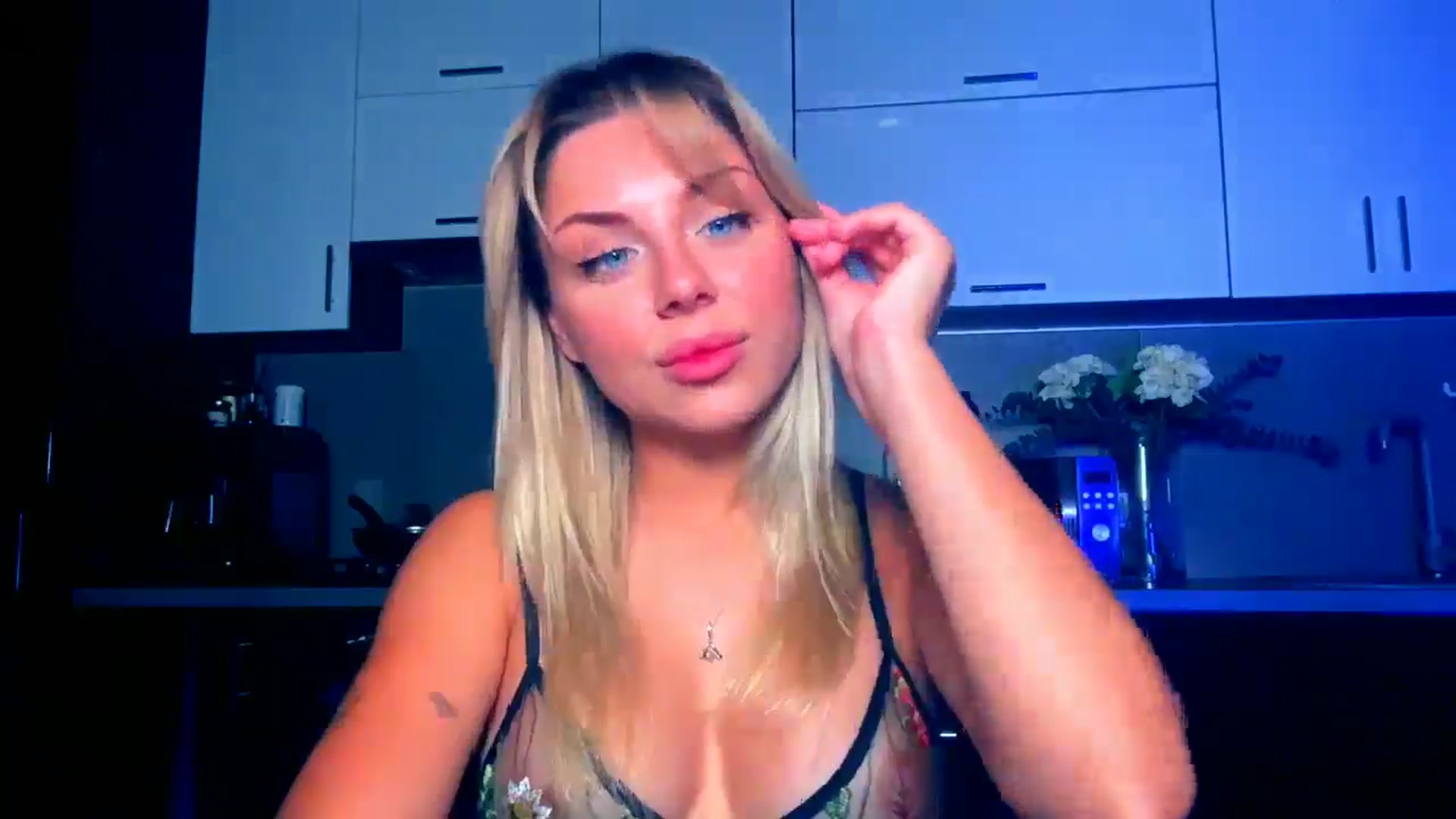 Gallery image thumbnail from TorySins's myfreecams stream on, 08/14/2025, 10:11 image 5 of 20