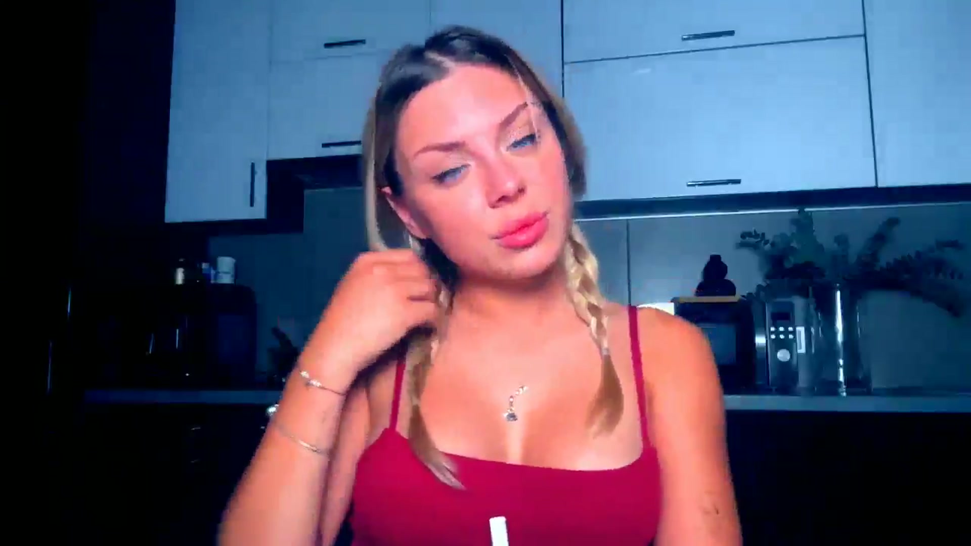 Gallery image thumbnail from TorySins's myfreecams stream on, 08/17/2025, 20:47 image 18 of 20