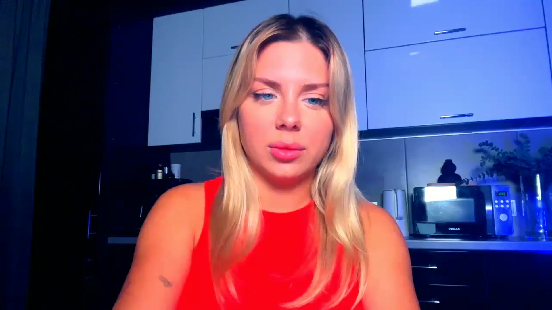 Gallery image thumbnail from TorySins's myfreecams stream on, 08/24/2025, 20:30 image 19 of 20