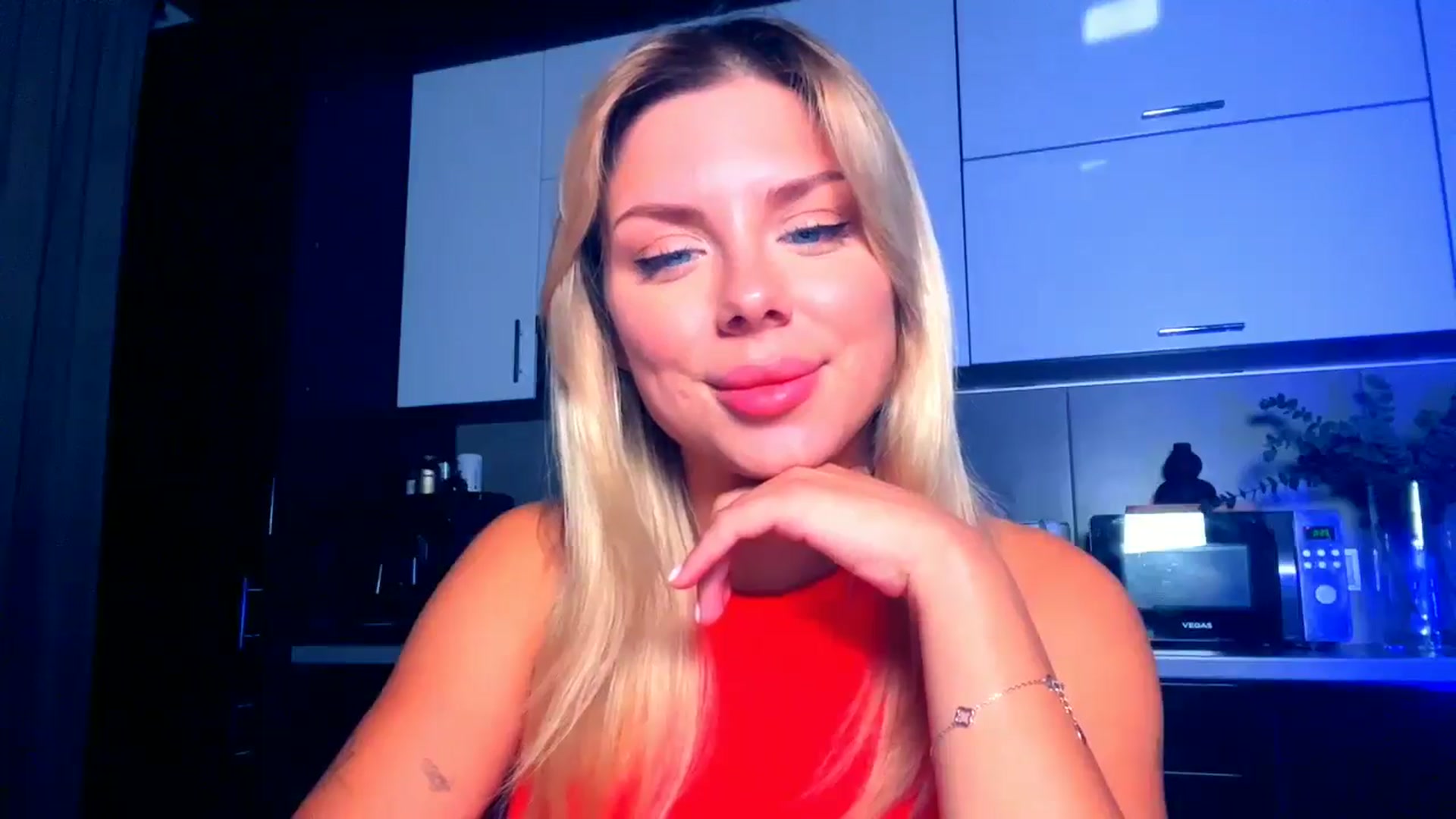 Gallery image thumbnail from TorySins's myfreecams stream on, 08/24/2025, 20:30 image 2 of 20