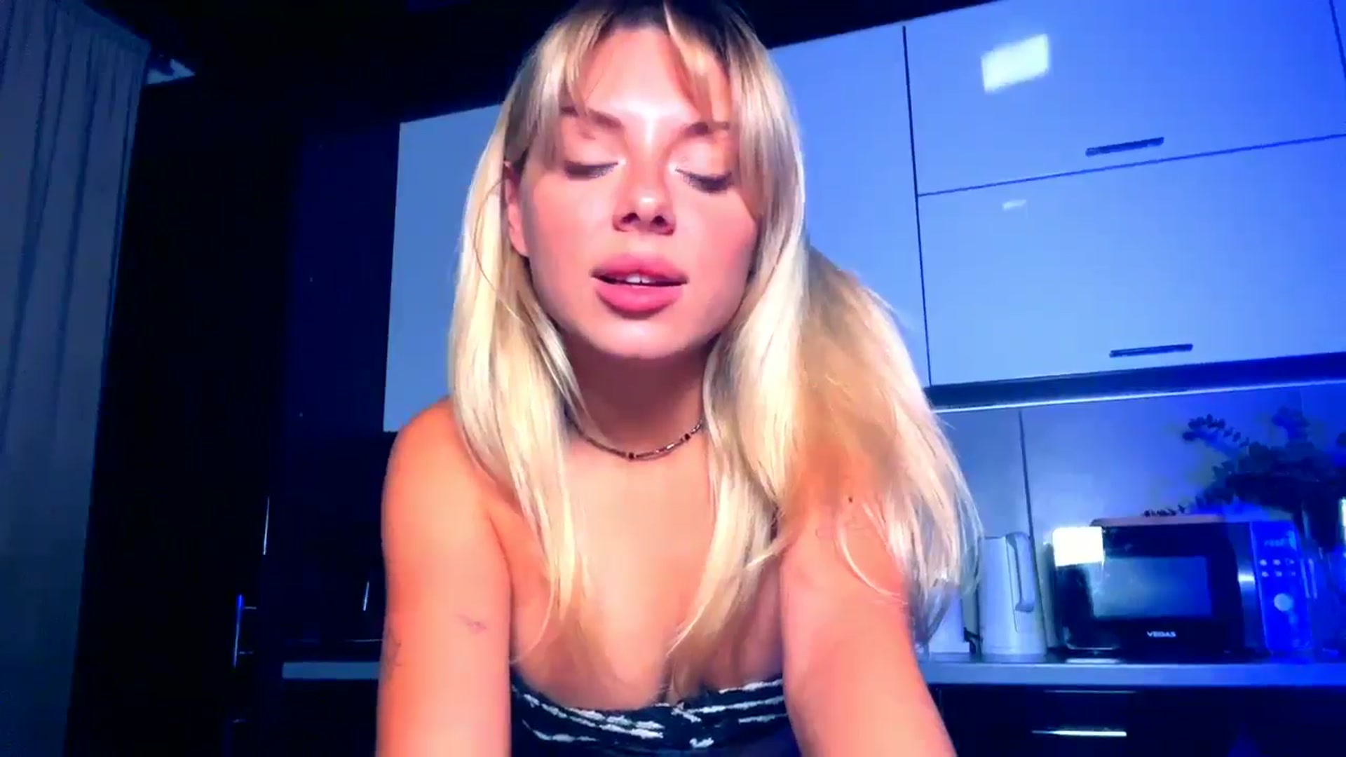 Gallery image thumbnail from TorySins's myfreecams stream on, 08/26/2025, 15:05 image 7 of 20