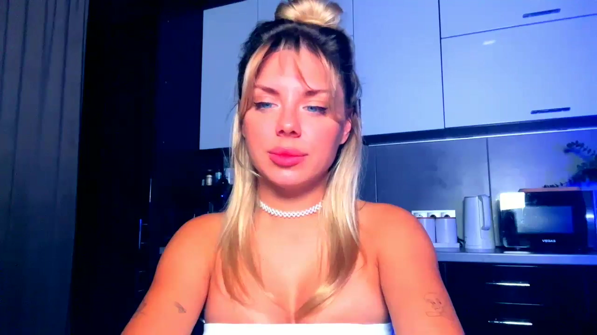 Gallery image thumbnail from TorySins's myfreecams stream on, 08/26/2025, 21:15 image 20 of 20
