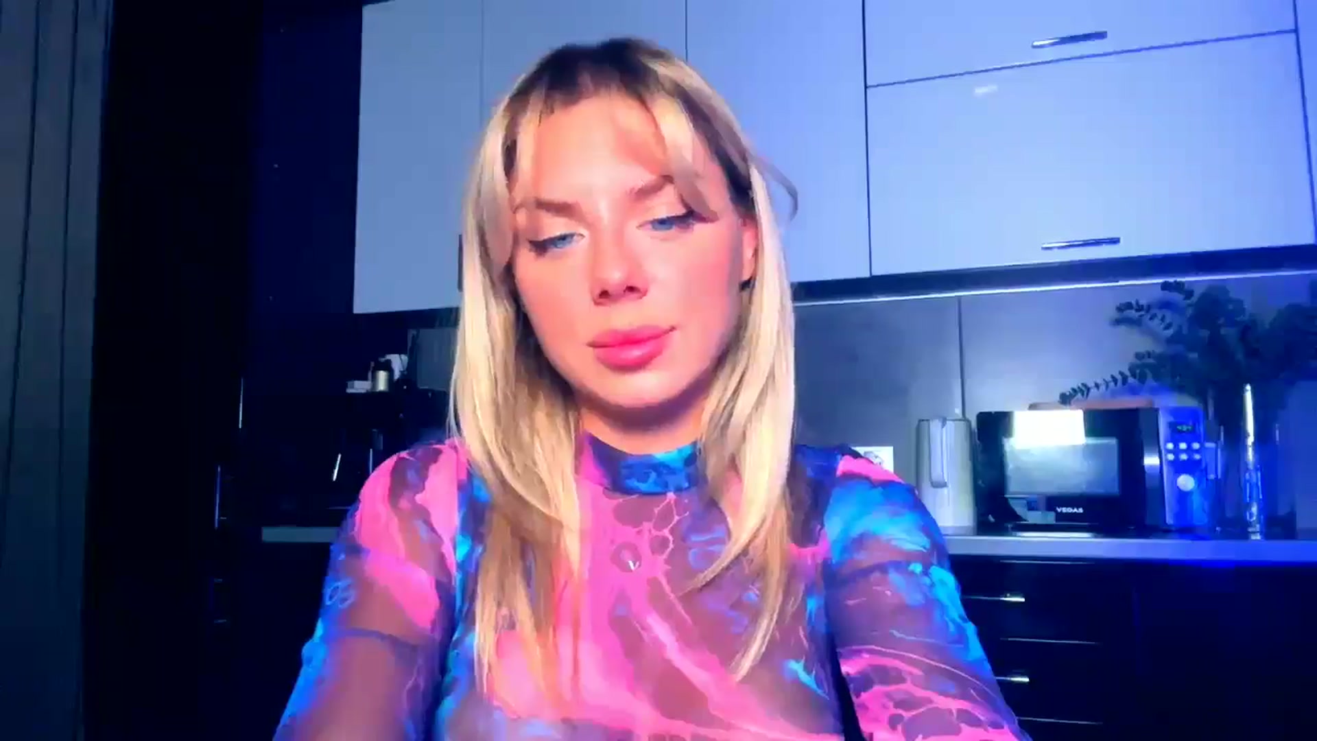 Gallery image thumbnail from TorySins's myfreecams stream on, 09/03/2025, 21:10 image 18 of 20