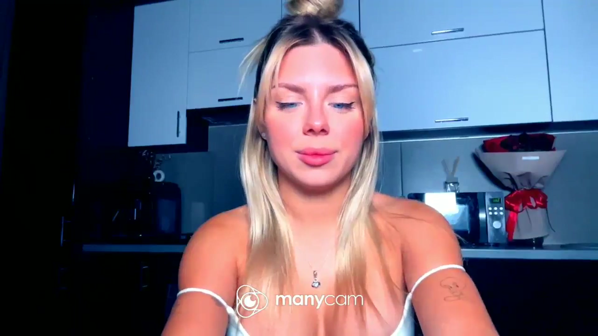 Gallery image thumbnail from TorySins's myfreecams stream on, 09/30/2025, 17:48 image 6 of 20