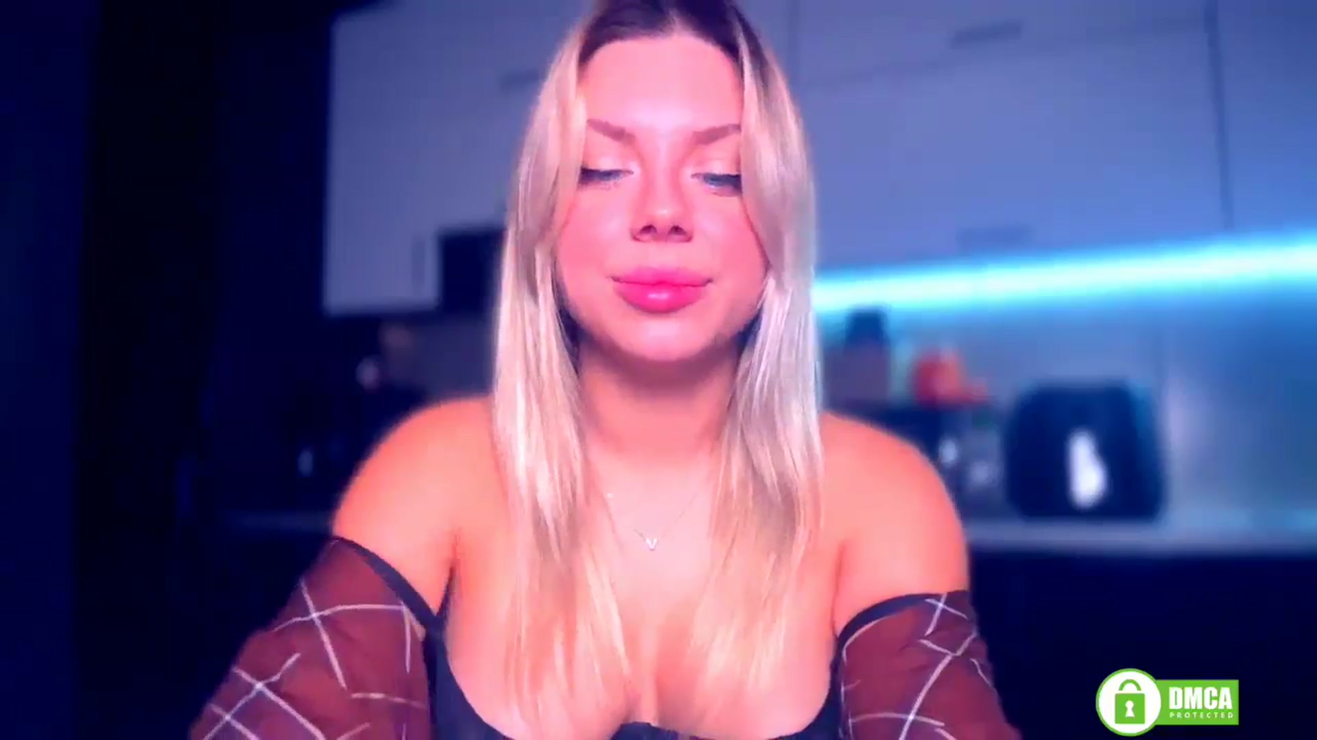 Gallery image thumbnail from TorySins's myfreecams stream on, 11/15/2025, 11:07 image 17 of 20
