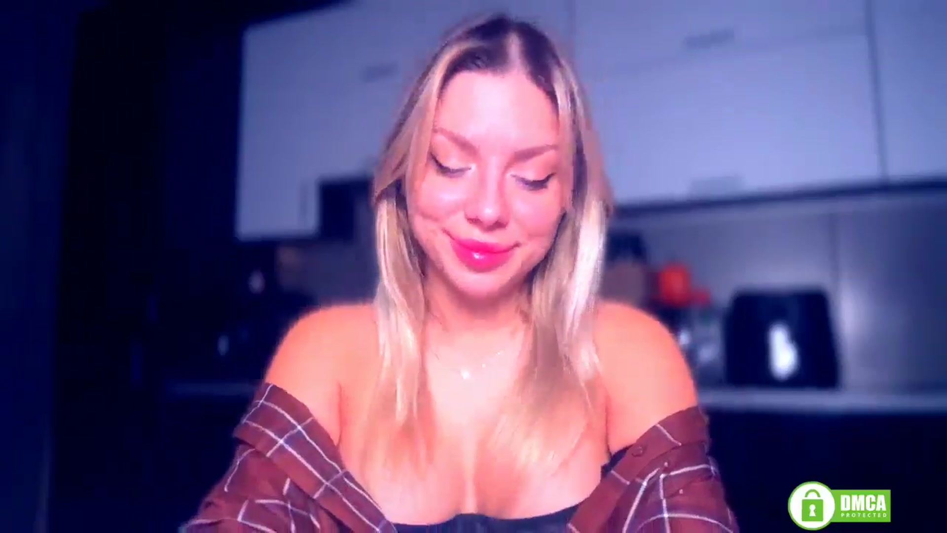 Gallery image thumbnail from TorySins's myfreecams stream on, 11/15/2025, 13:37 image 15 of 20