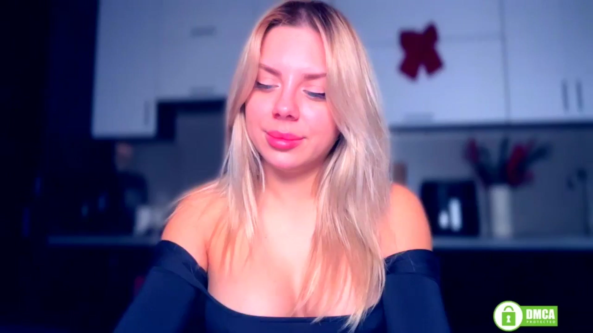 Gallery image thumbnail from TorySins's myfreecams stream on, 12/24/2025, 21:50 image 5 of 20