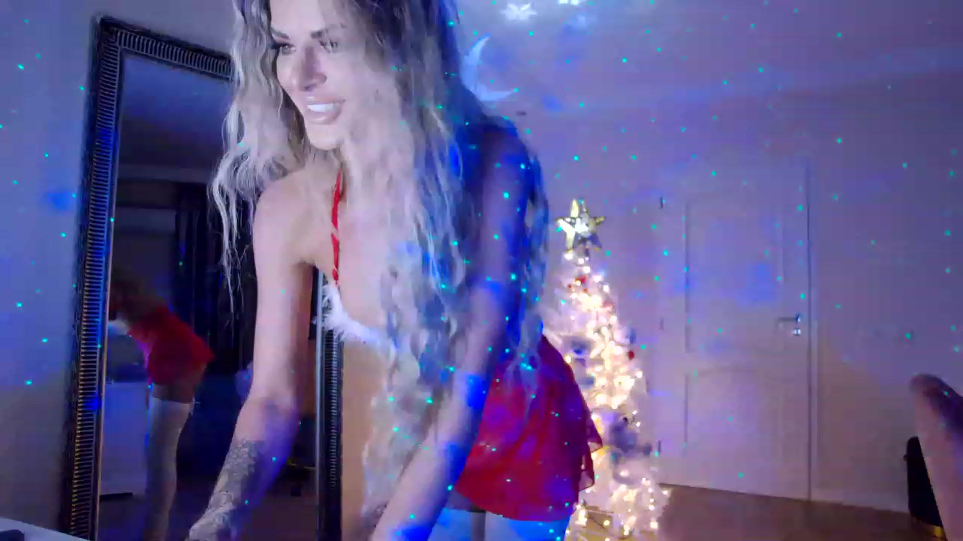Gallery image thumbnail from TotalBella's myfreecams stream on, 12/20/2022, 24:05 image 1 of 20