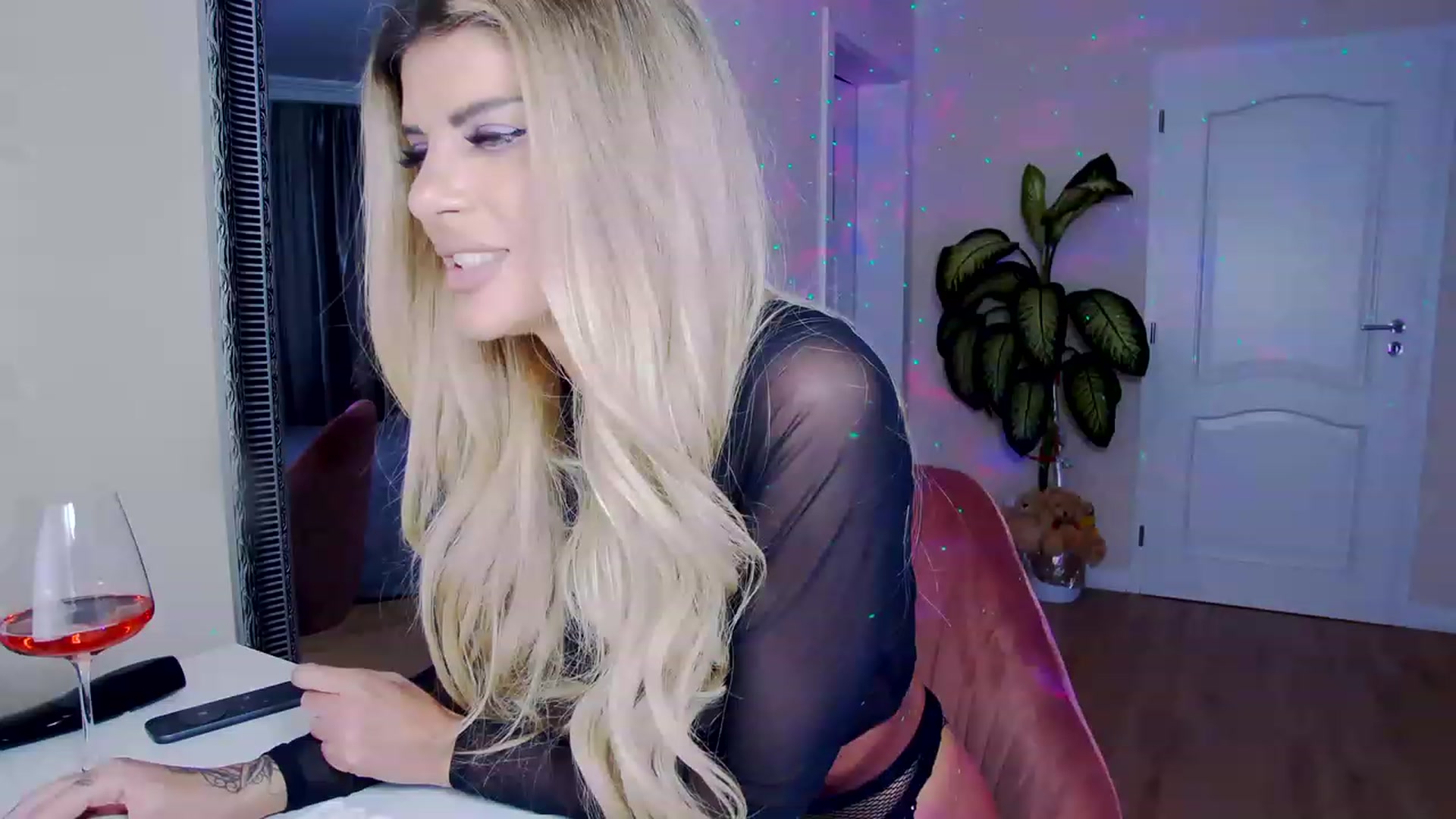 Gallery image thumbnail from TotalBella's myfreecams stream on, 01/25/2023, 23:45 image 2 of 20