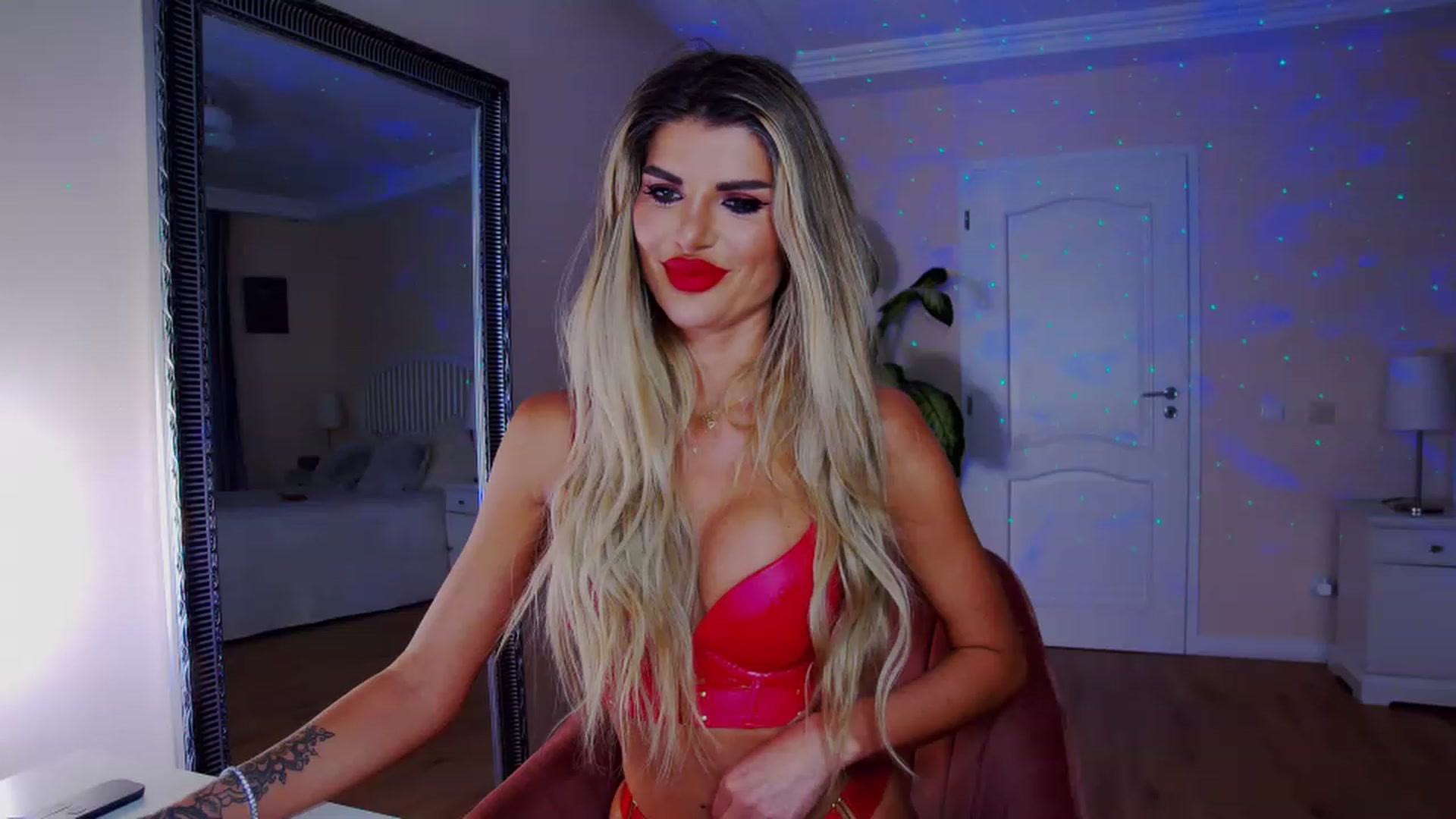Gallery image thumbnail from TotalBella's myfreecams stream on, 02/19/2023, 22:34 image 16 of 20
