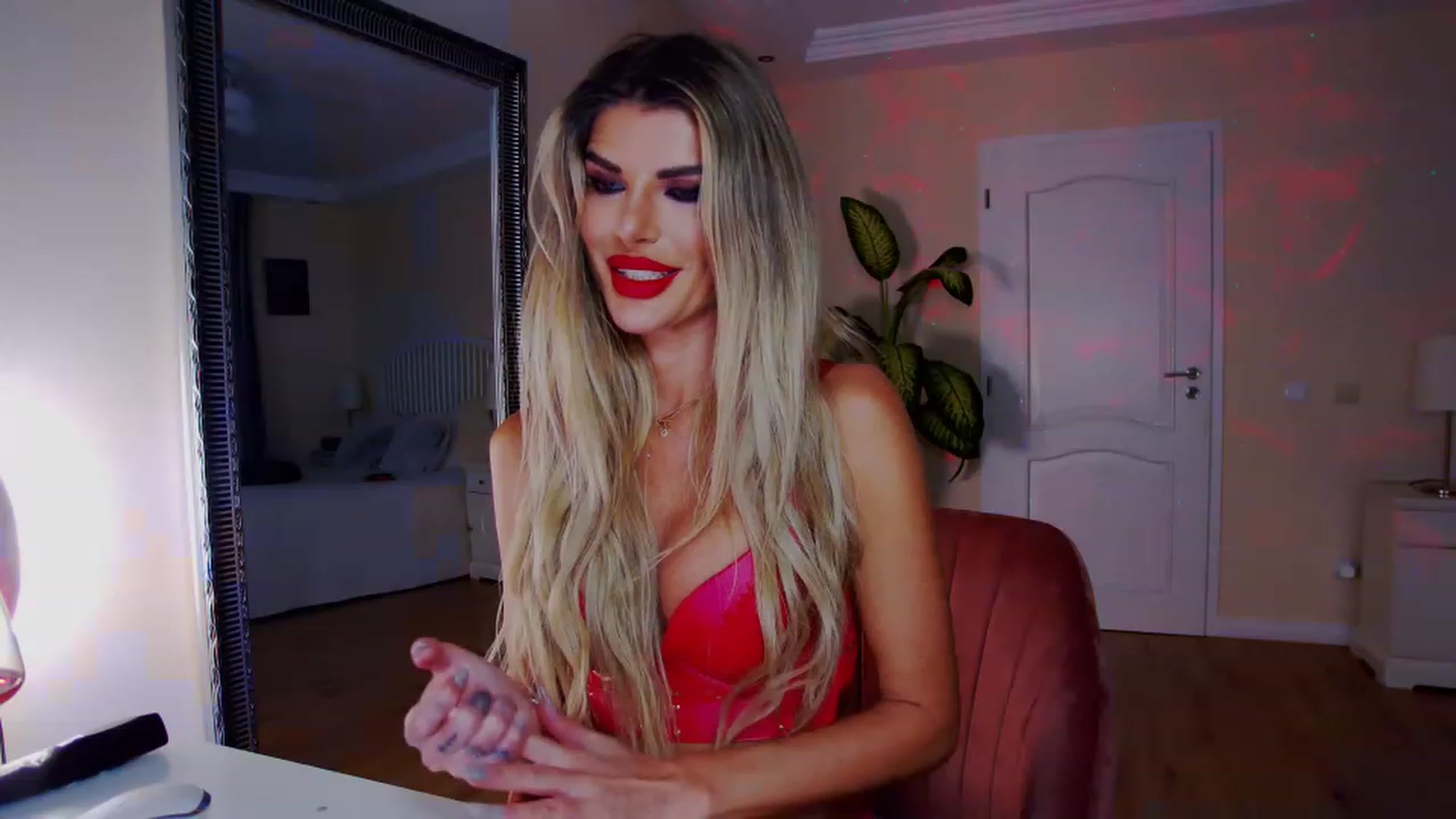 Gallery image thumbnail from TotalBella's myfreecams stream on, 02/19/2023, 22:55 image 5 of 20