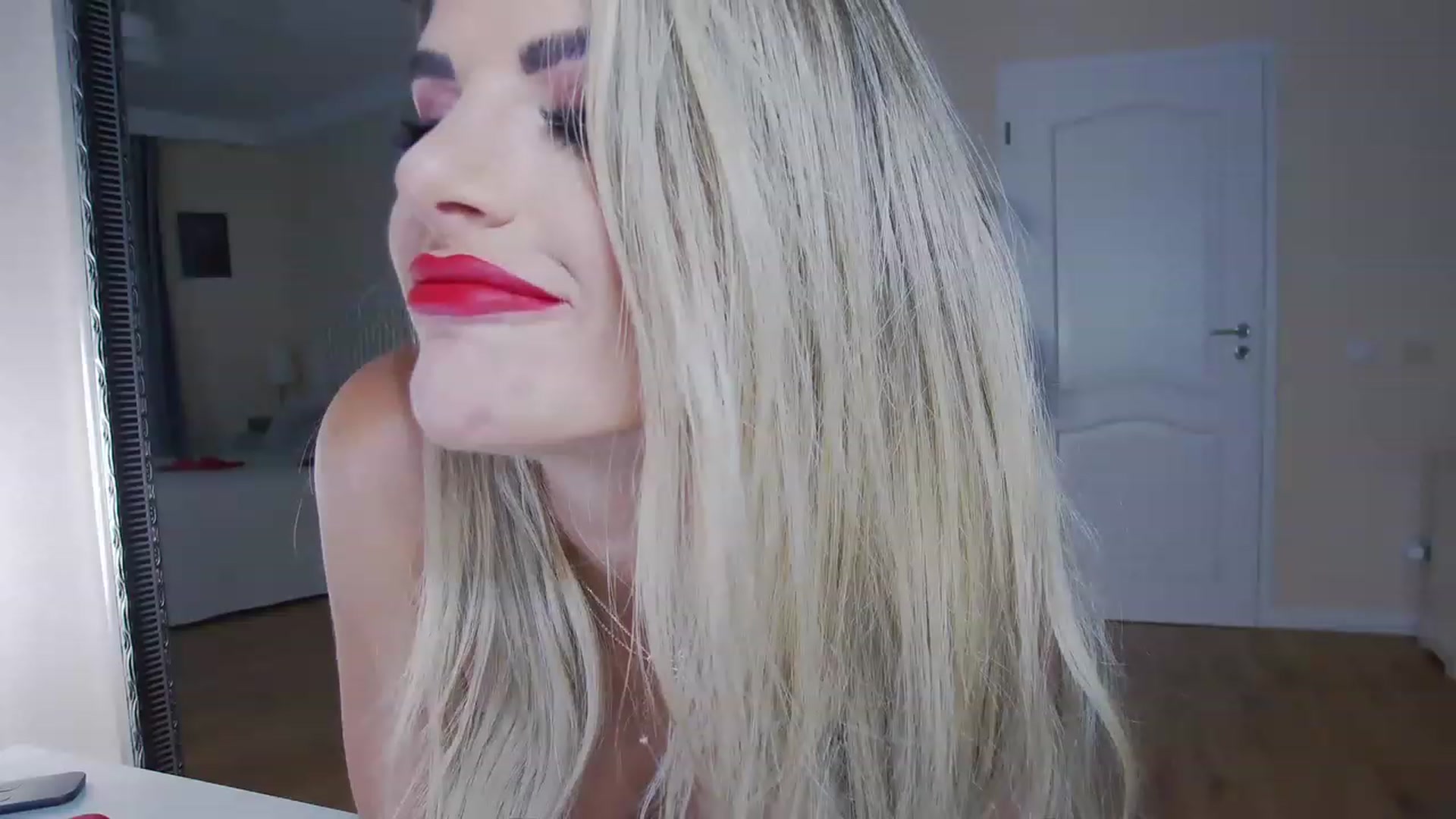 Gallery image thumbnail from TotalBella's myfreecams stream on, 02/20/2023, 01:23 image 6 of 20