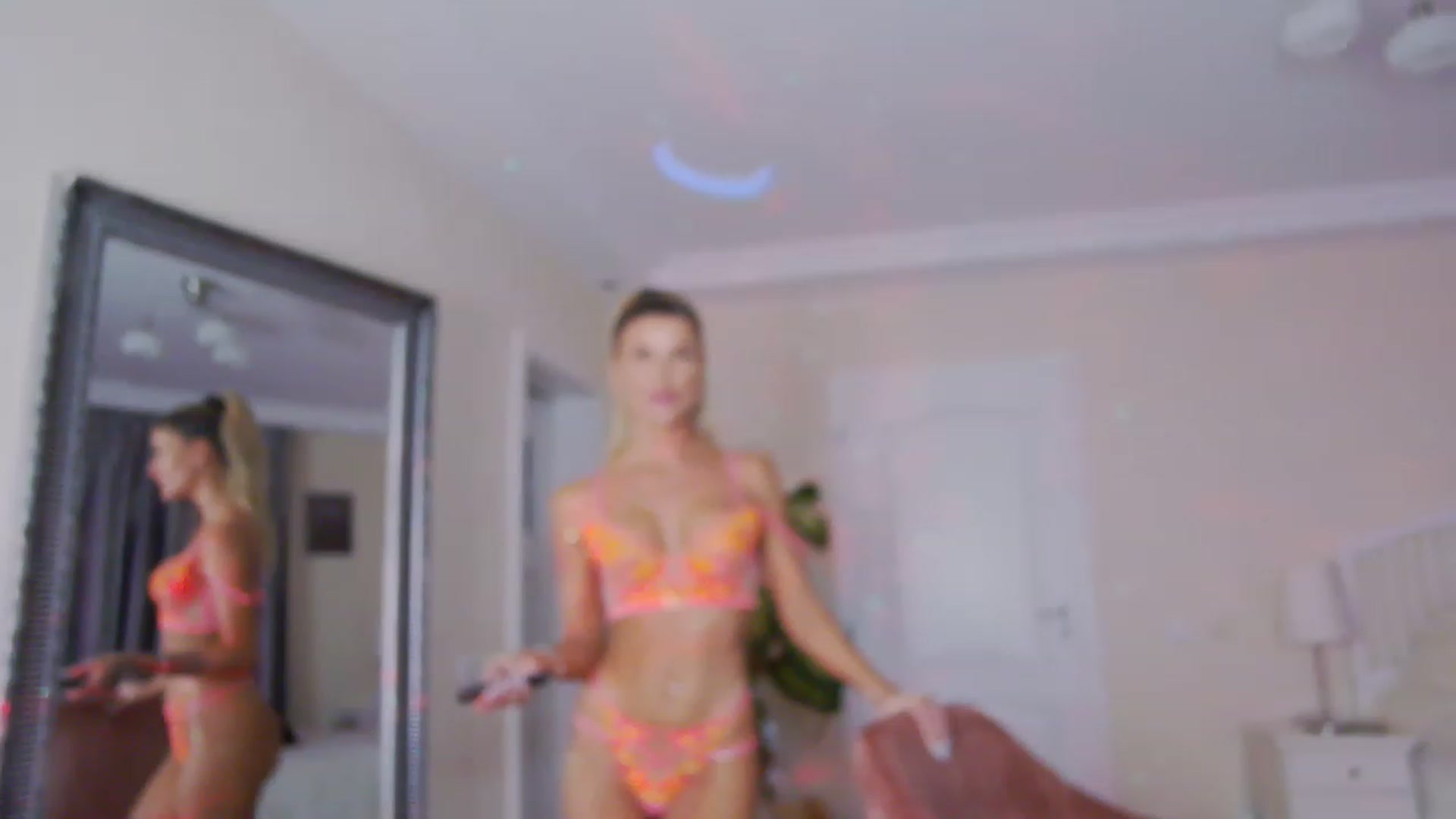 Gallery image thumbnail from TotalBella's myfreecams stream on, 02/22/2023, 21:50 image 16 of 20