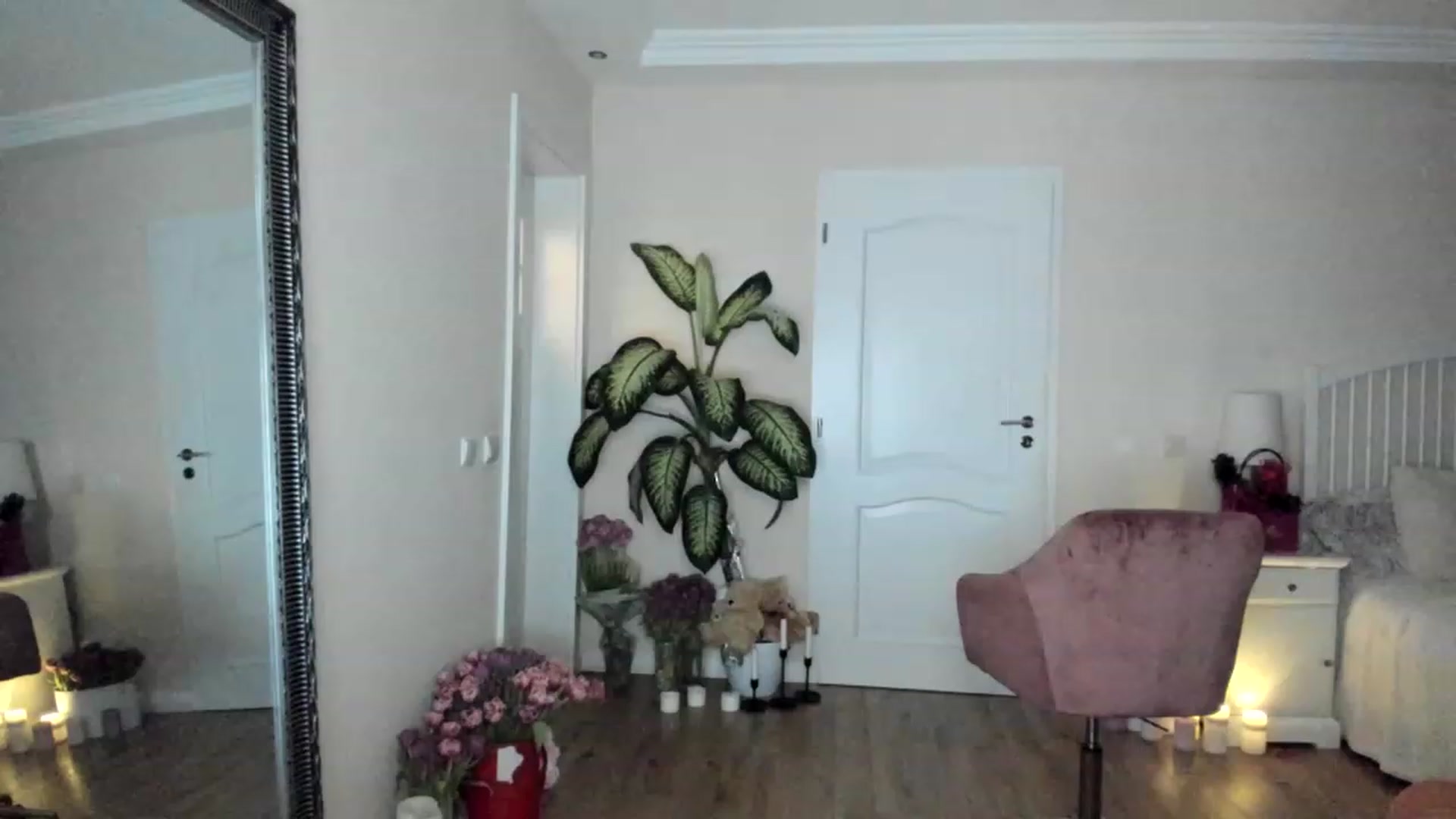 Gallery image thumbnail from TotalBella's myfreecams stream on, 03/07/2023, 02:13 image 9 of 20