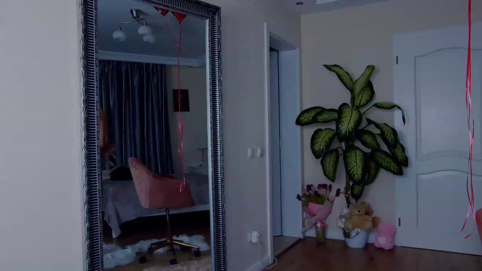 Gallery image thumbnail from TotalBella's myfreecams stream on, 03/16/2023, 02:05 image 7 of 20