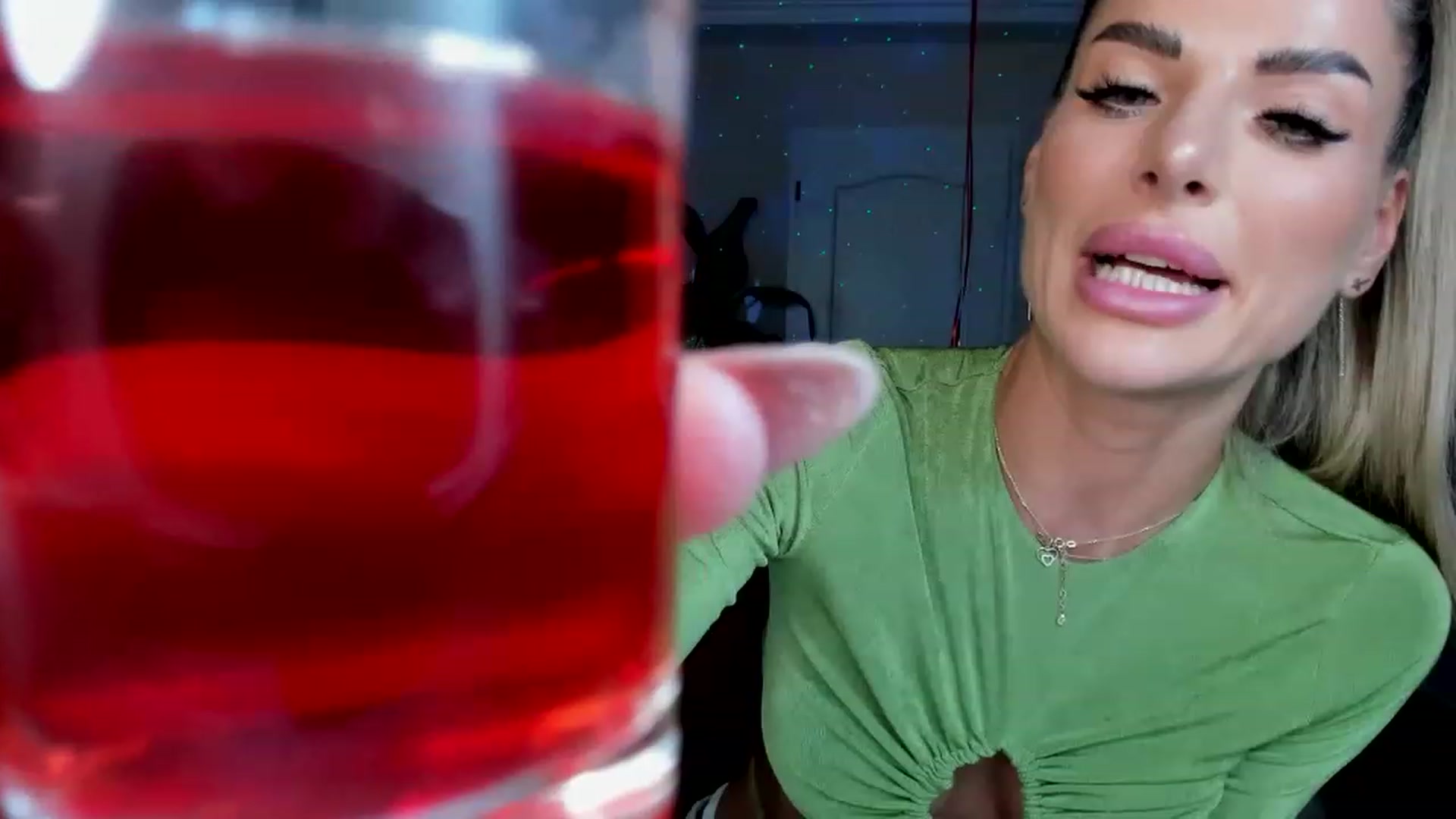 Gallery image thumbnail from TotalBella's myfreecams stream on, 03/16/2023, 02:09 image 6 of 20
