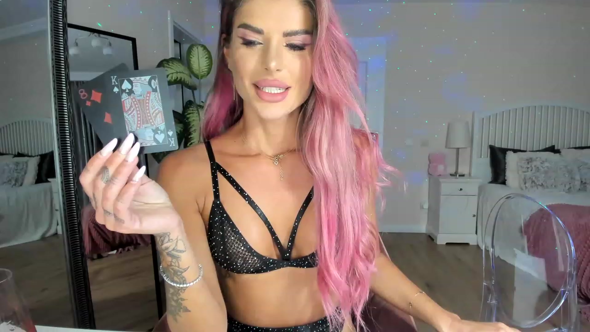 Gallery image thumbnail from TotalBella's myfreecams stream on, 05/09/2023, 23:20 image 10 of 20