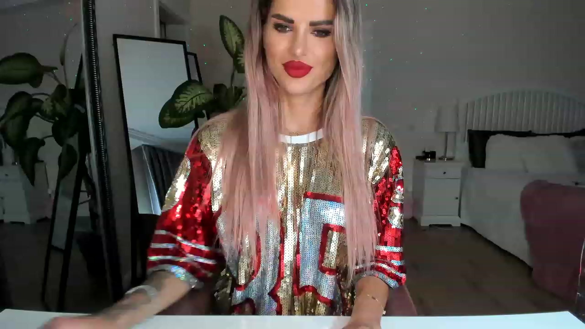 Gallery image thumbnail from TotalBella's myfreecams stream on, 05/18/2023, 21:23 image 11 of 20