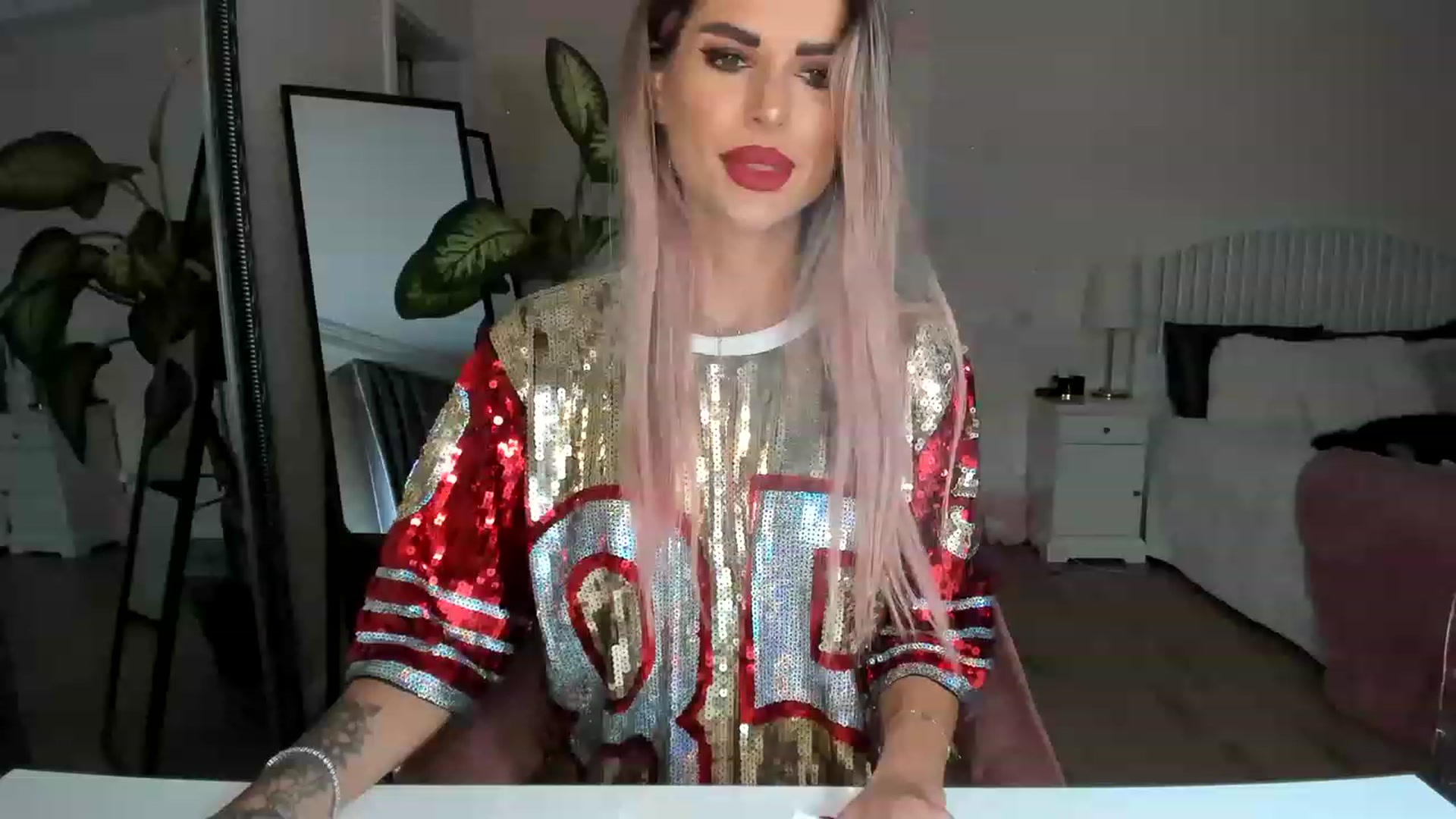 Gallery image thumbnail from TotalBella's myfreecams stream on, 05/18/2023, 21:23 image 9 of 20
