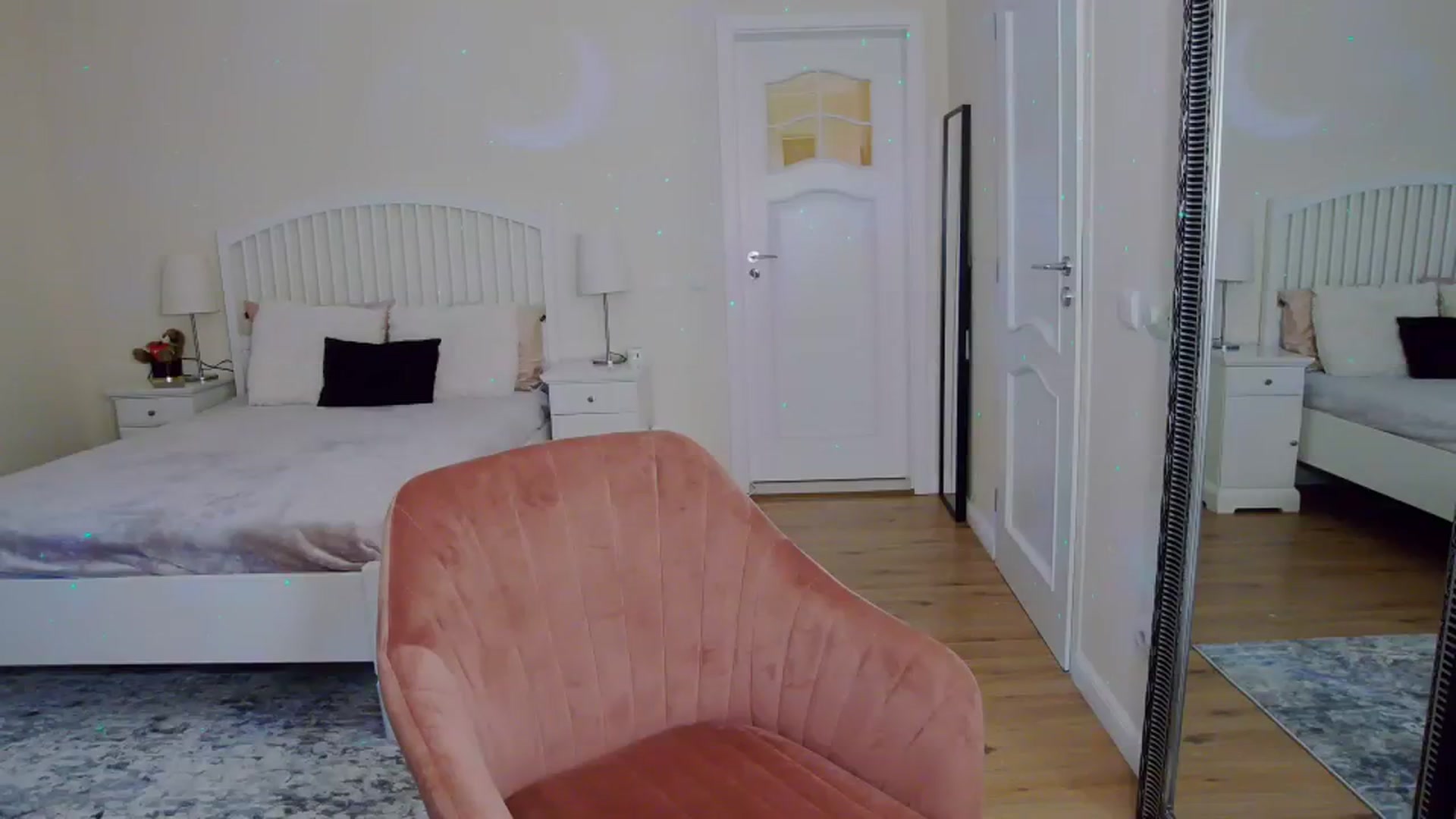 Gallery image thumbnail from TotalBella's myfreecams stream on, 08/13/2023, 21:36 image 6 of 20