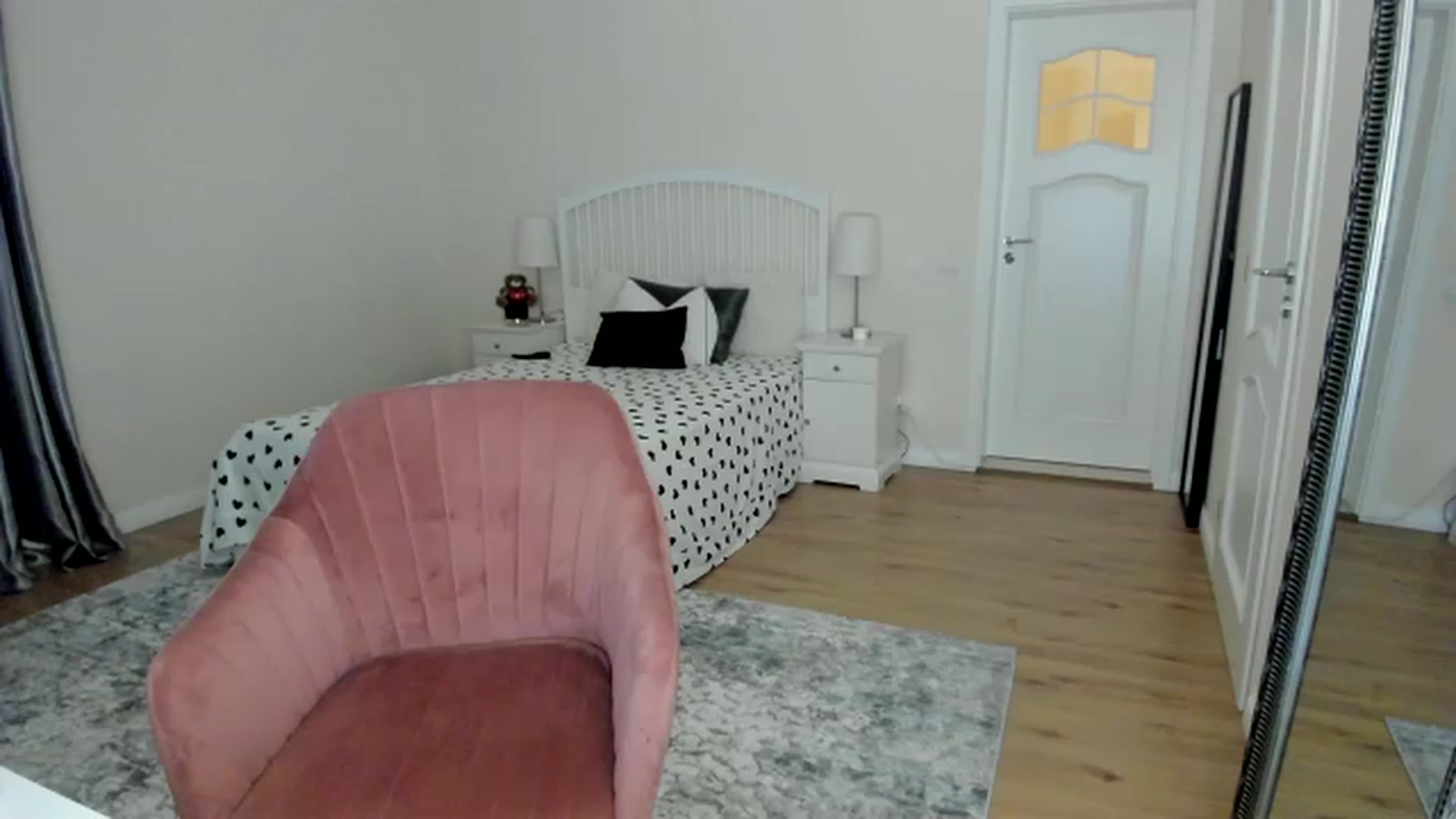 Gallery image thumbnail from TotalBella's myfreecams stream on, 08/22/2023, 24:46 image 17 of 20