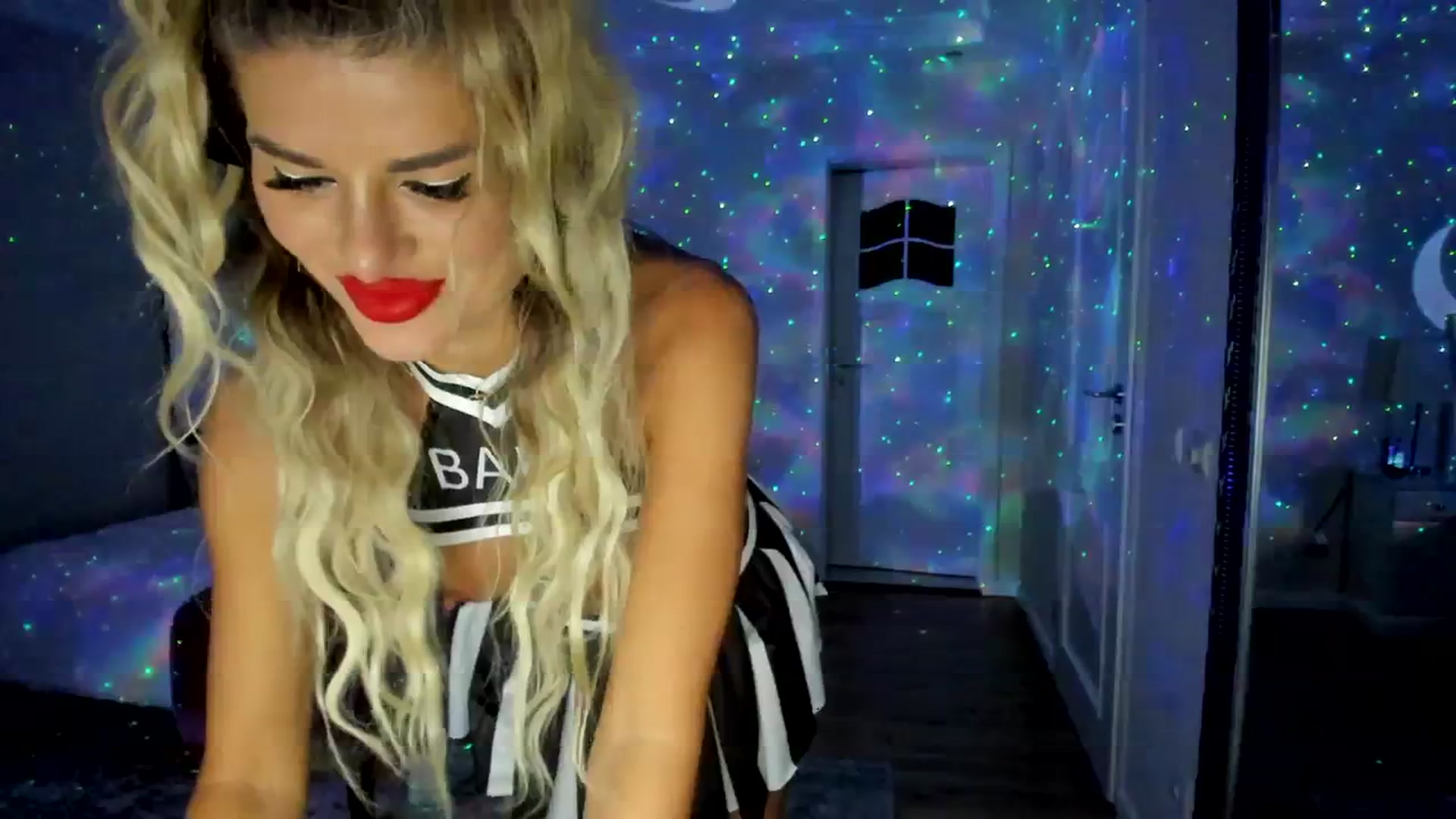 Gallery image thumbnail from TotalBella's myfreecams stream on, 11/01/2023, 02:55 image 16 of 20