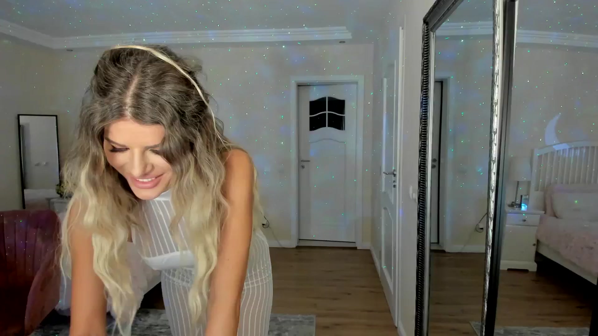 Gallery image thumbnail from TotalBella's myfreecams stream on, 11/02/2023, 01:19 image 1 of 20