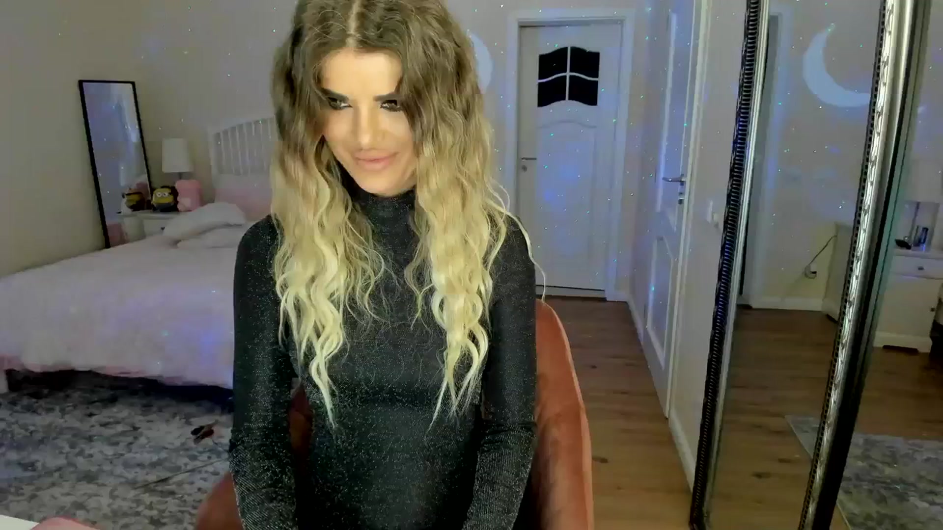 Gallery image thumbnail from TotalBella's myfreecams stream on, 11/06/2023, 01:40 image 7 of 20