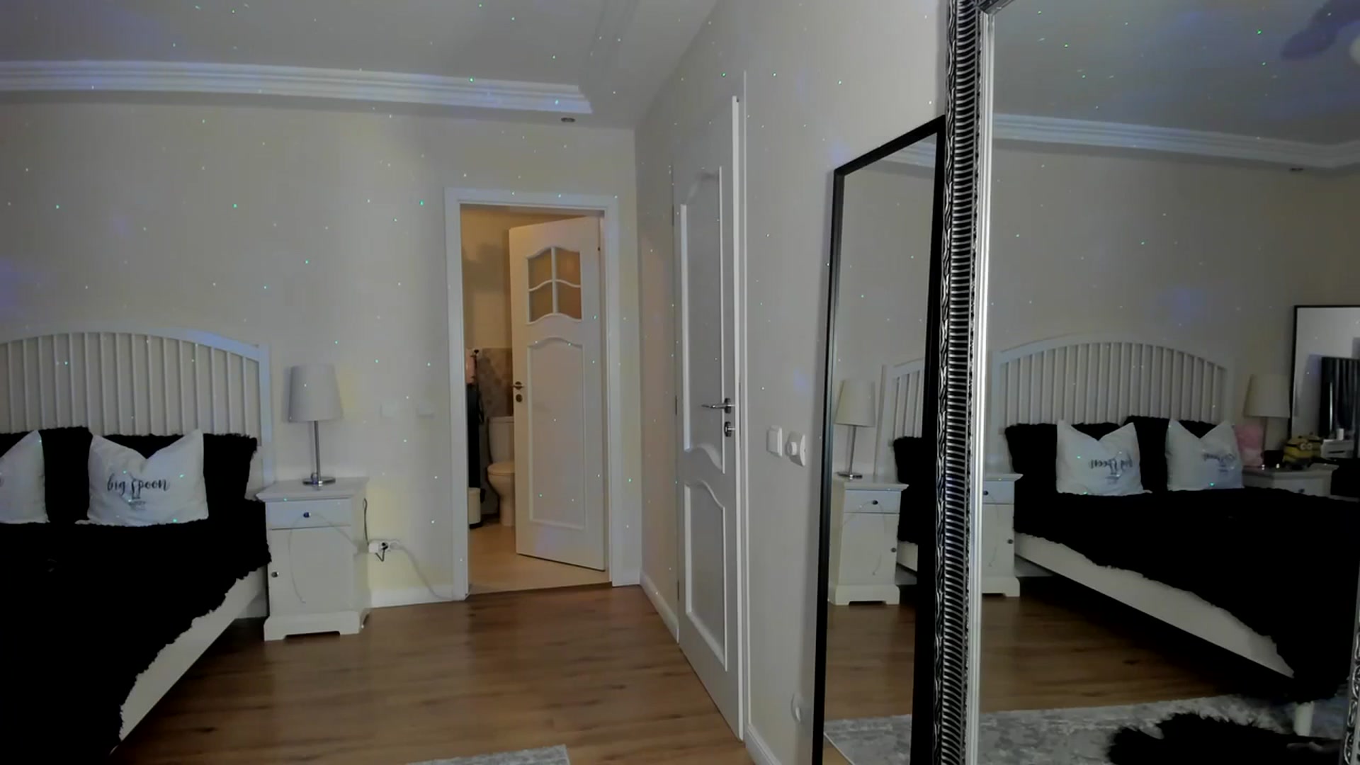 Gallery image thumbnail from TotalBella's myfreecams stream on, 01/12/2024, 01:29 image 15 of 20