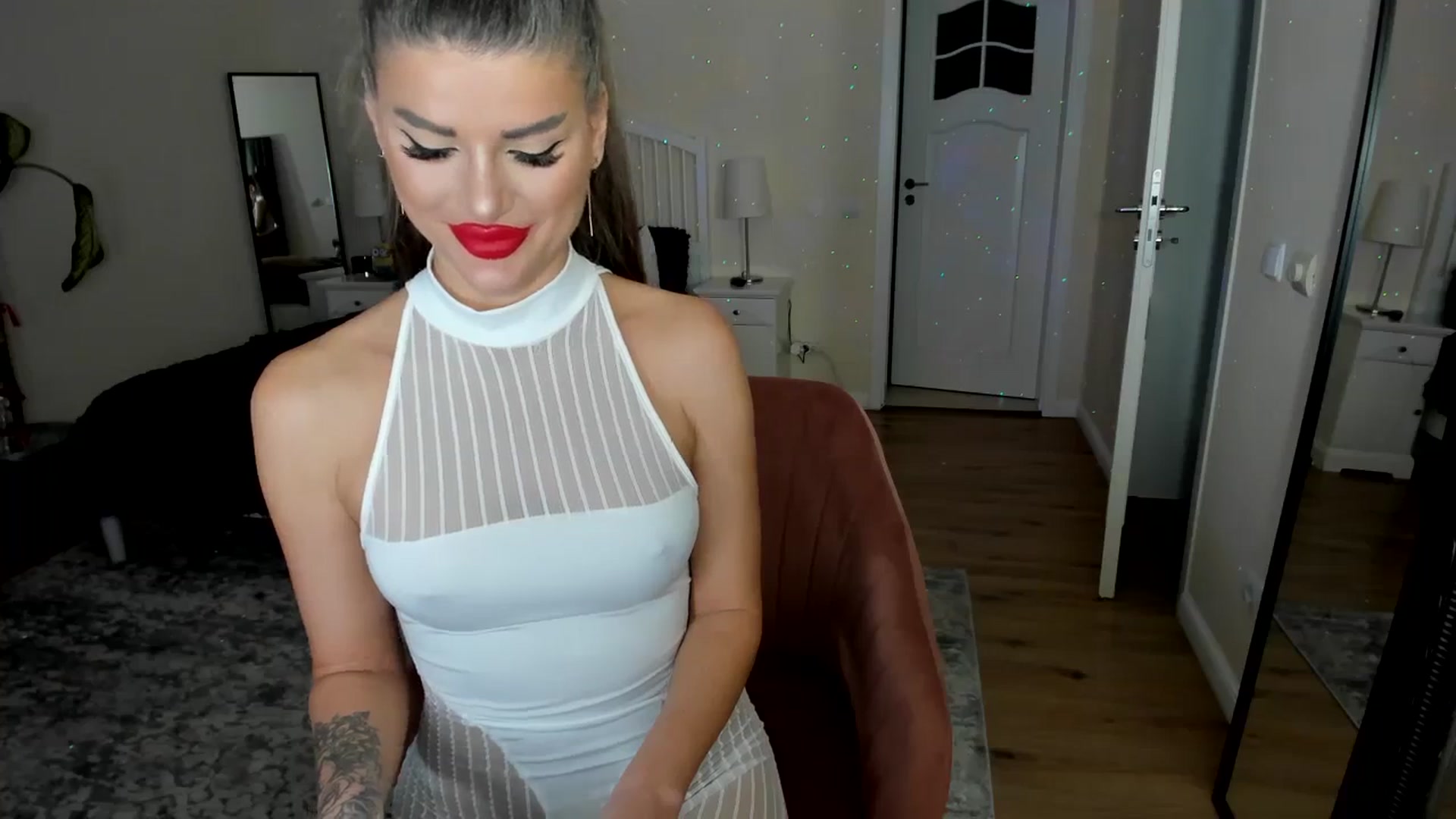 Gallery image thumbnail from TotalBella's myfreecams stream on, 01/20/2024, 01:46 image 7 of 20