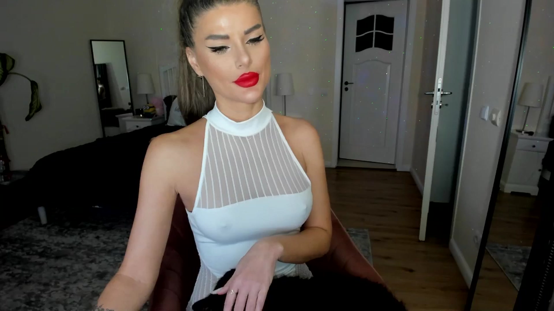 Gallery image thumbnail from TotalBella's myfreecams stream on, 01/20/2024, 01:46 image 5 of 20